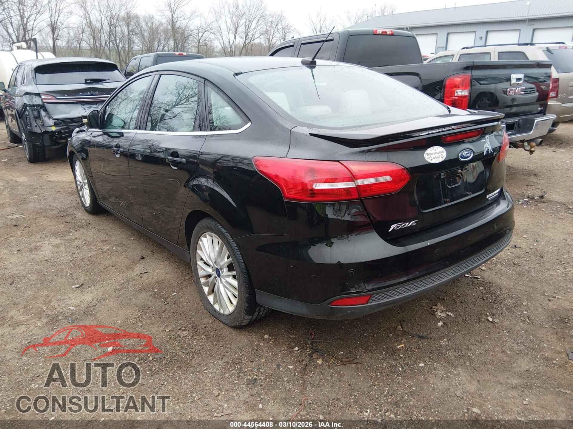 FORD FOCUS 2016 - 1FADP3J27GL324270