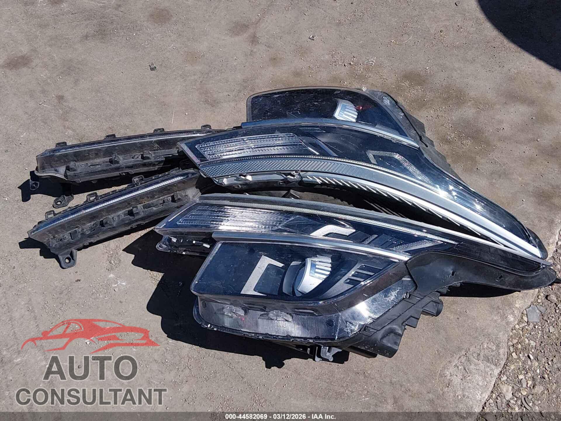KIA SELTOS 2021 - KNDEUCA23M7092696