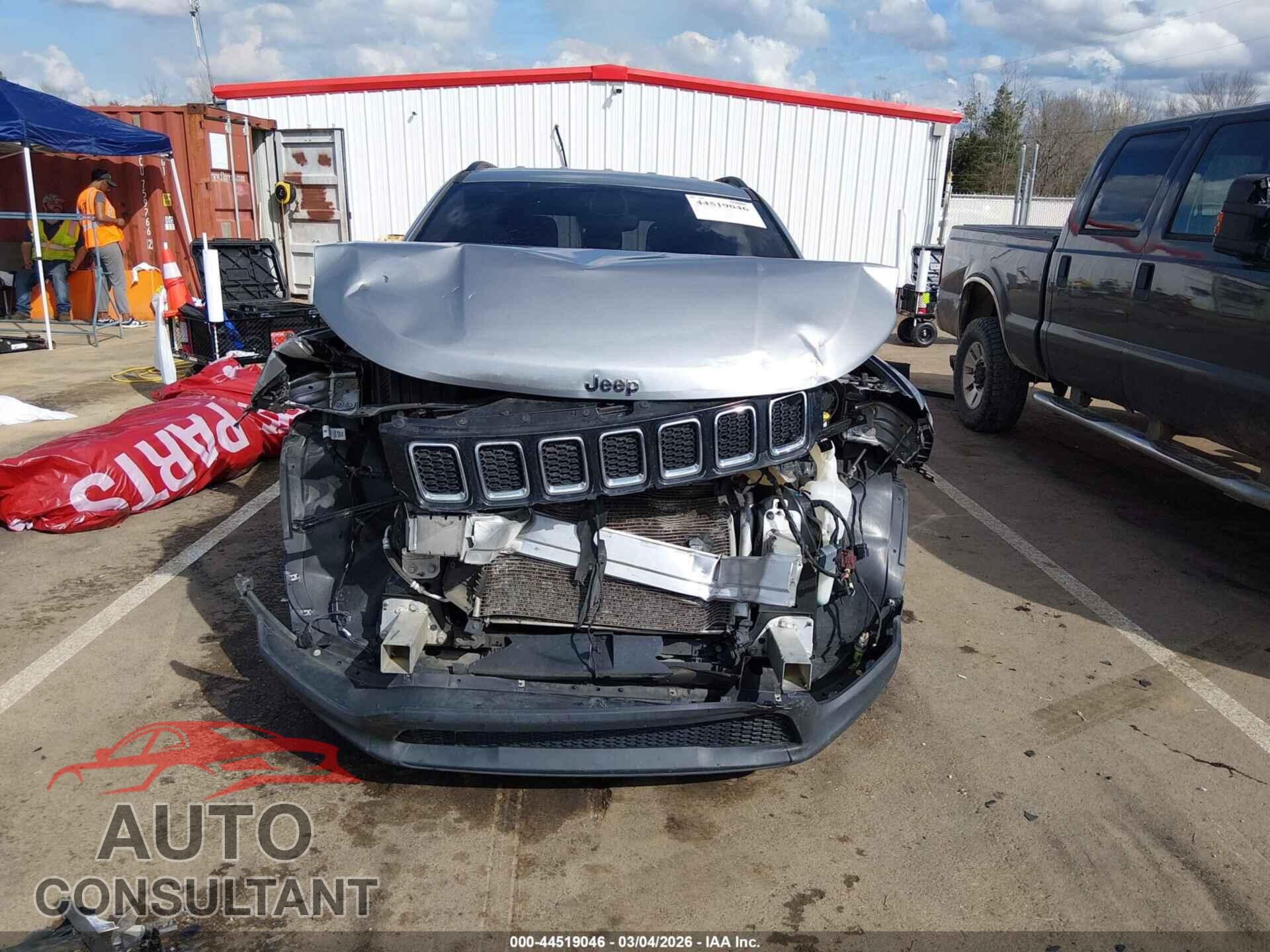 JEEP COMPASS 2020 - 3C4NJCAB7LT225155