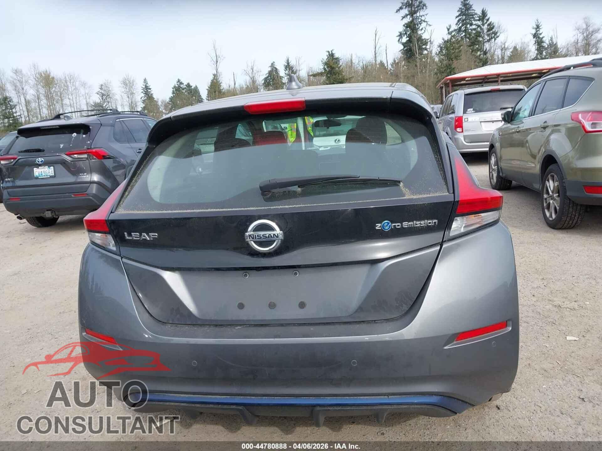 NISSAN LEAF 2022 - 1N4AZ1BV3NC555142