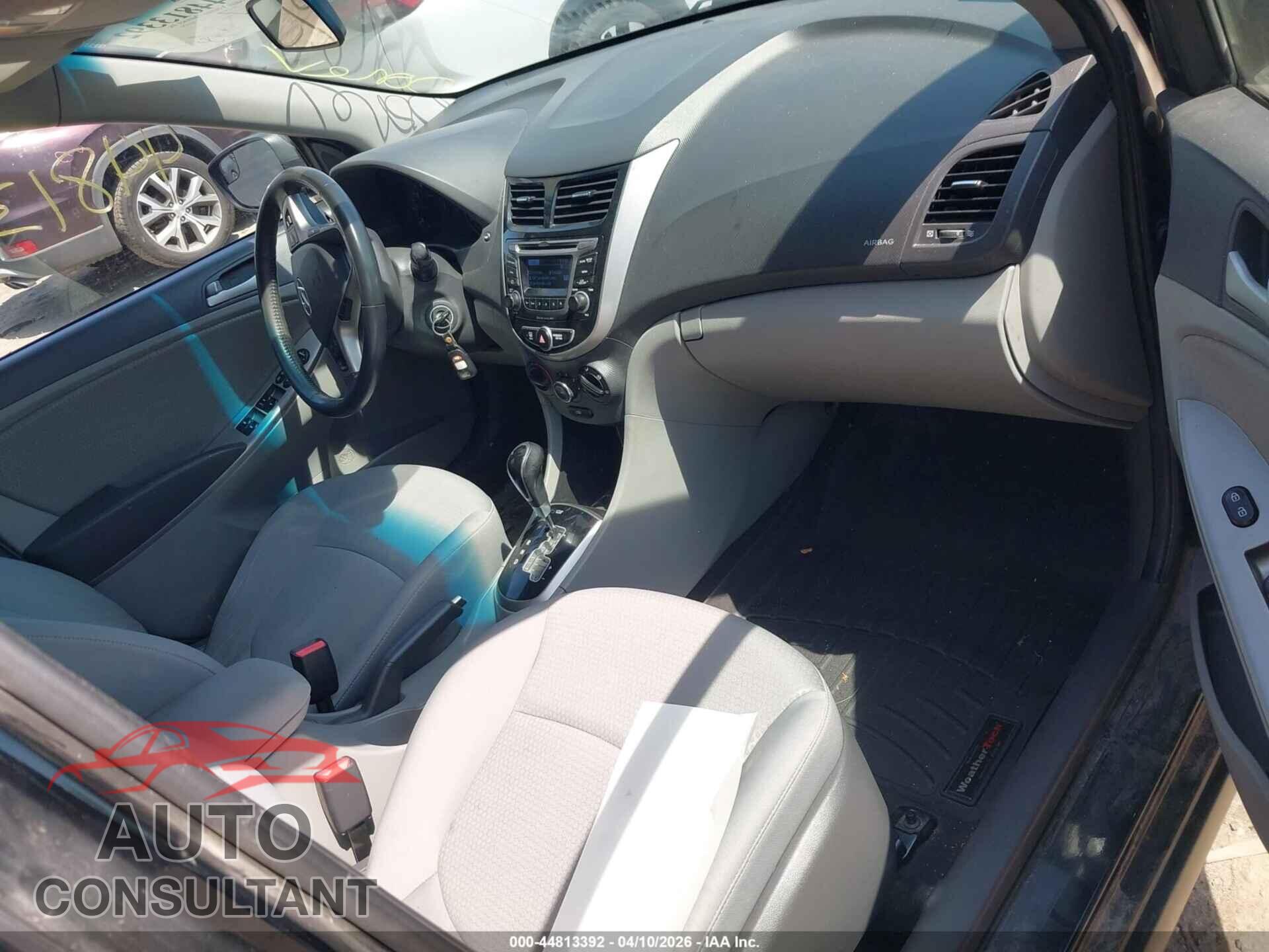 HYUNDAI ACCENT 2017 - KMHCU5AE3HU355995