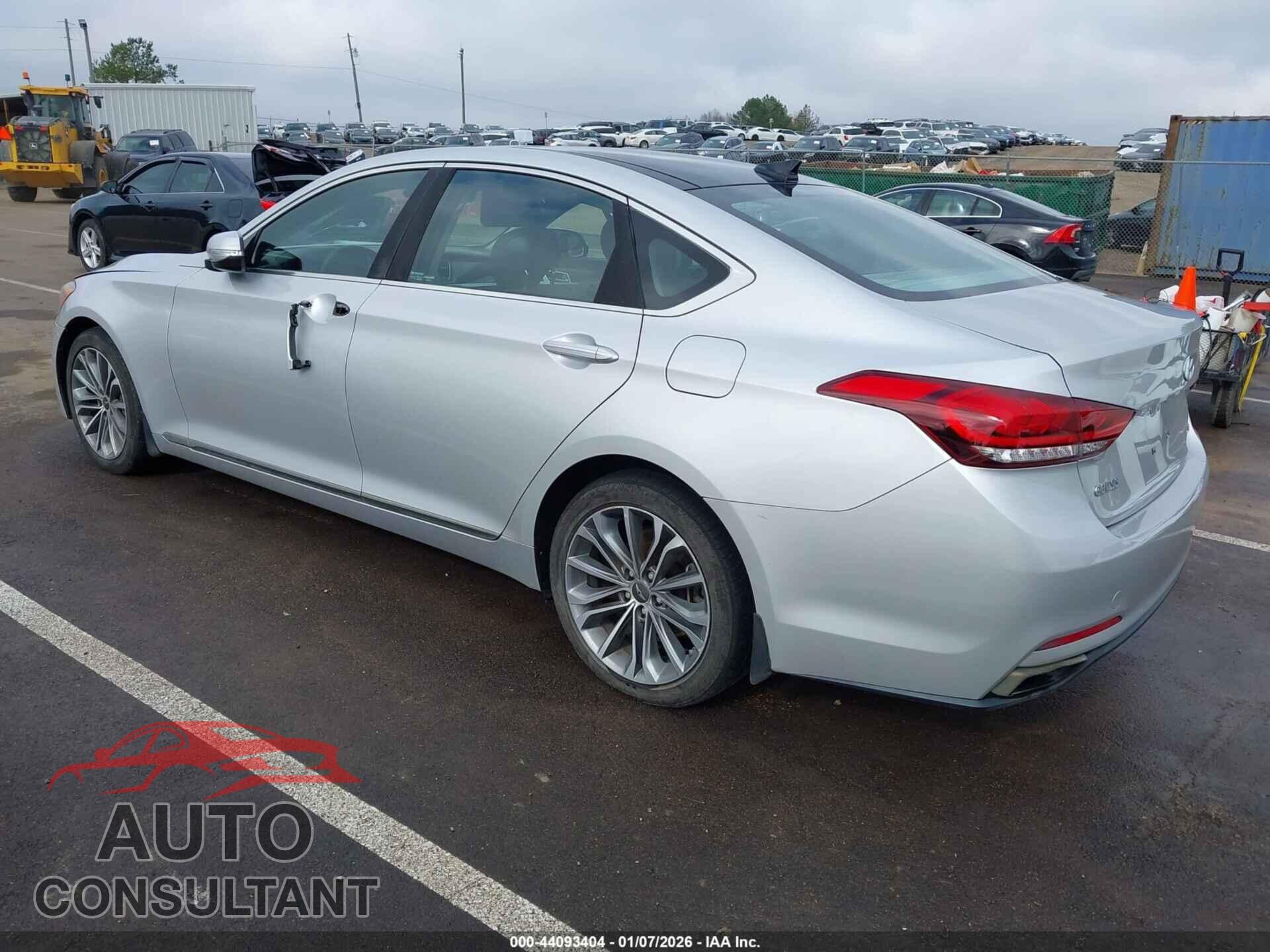 HYUNDAI GENESIS 2015 - KMHGN4JE8FU080131