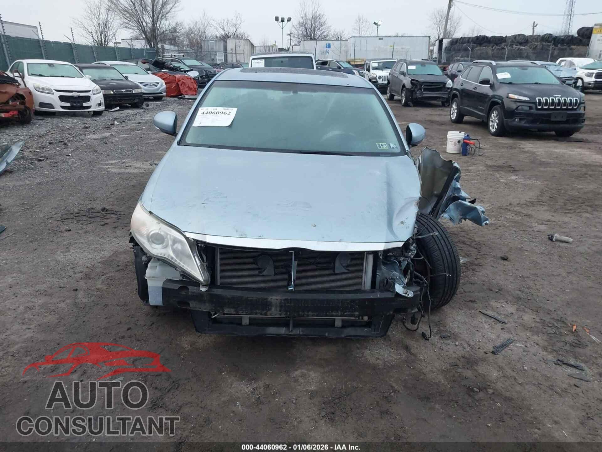 TOYOTA AVALON 2011 - 4T1BK3DB9BU414966