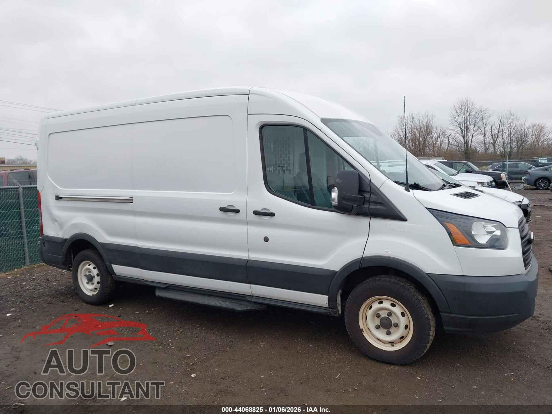 FORD TRANSIT-150 2019 - 1FTYE2CM0KKB49417