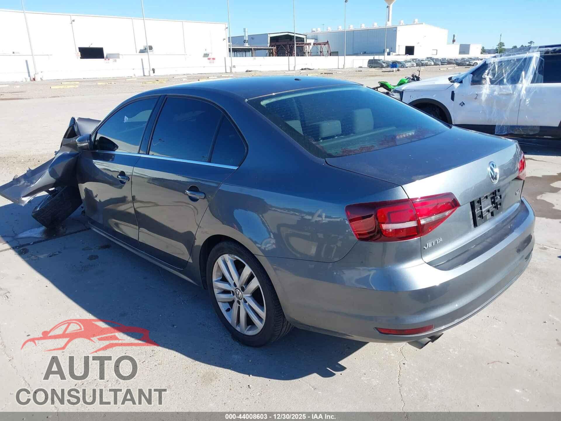 VOLKSWAGEN JETTA 2017 - 3VW2B7AJ9HM416086