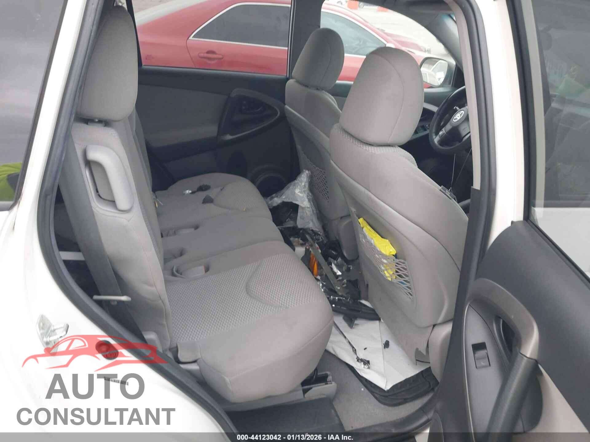 TOYOTA RAV4 2011 - 2T3BF4DV1BW166725