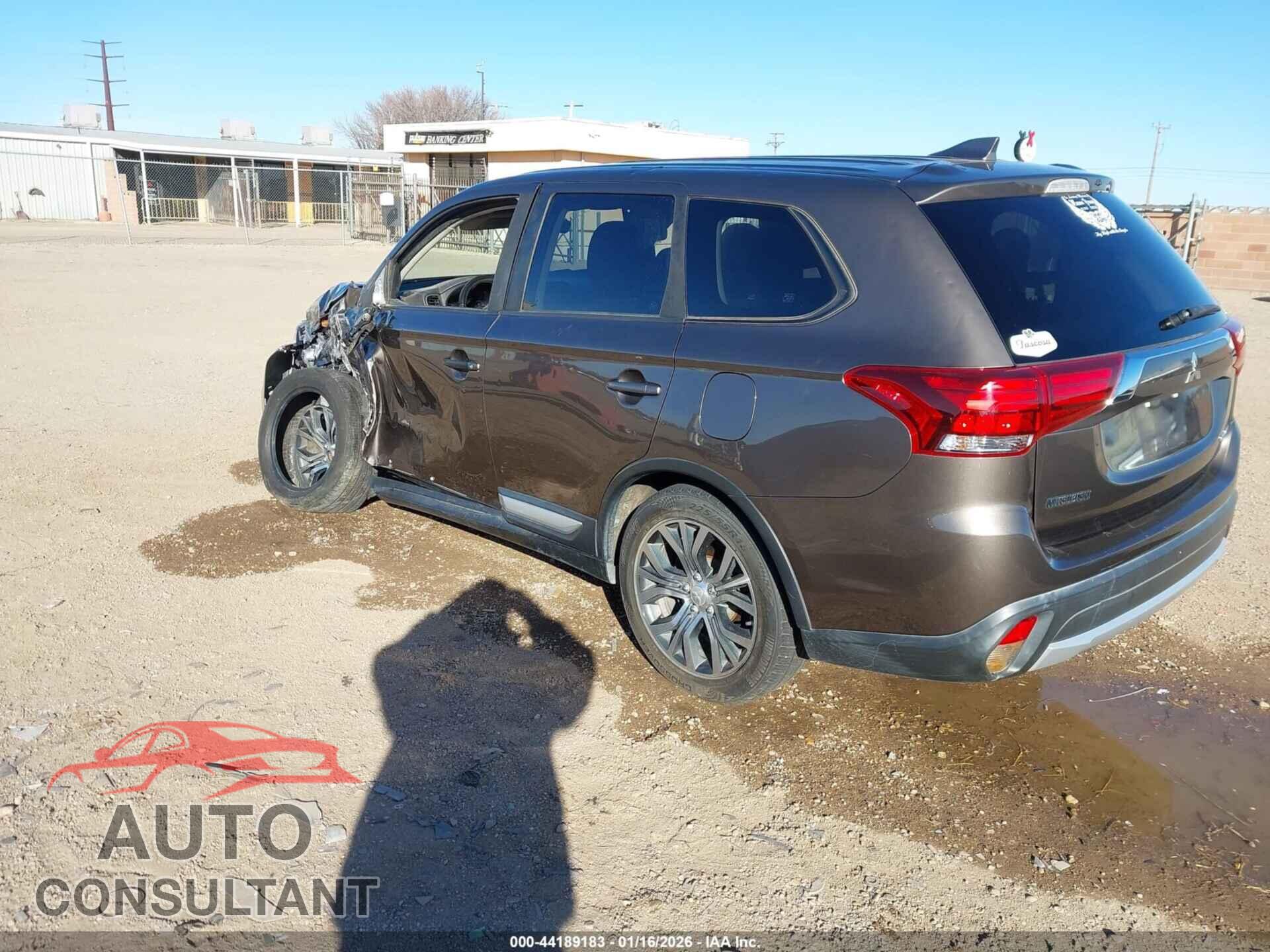 MITSUBISHI OUTLANDER 2017 - JA4AD2A39HZ018494
