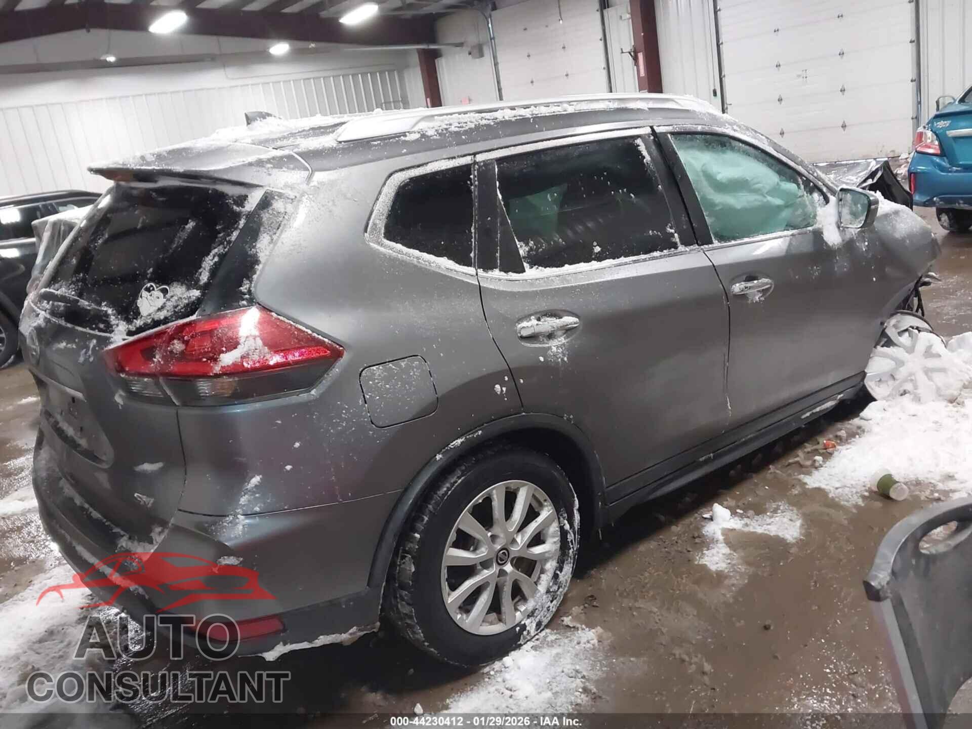 NISSAN ROGUE 2018 - KNMAT2MT7JP503691