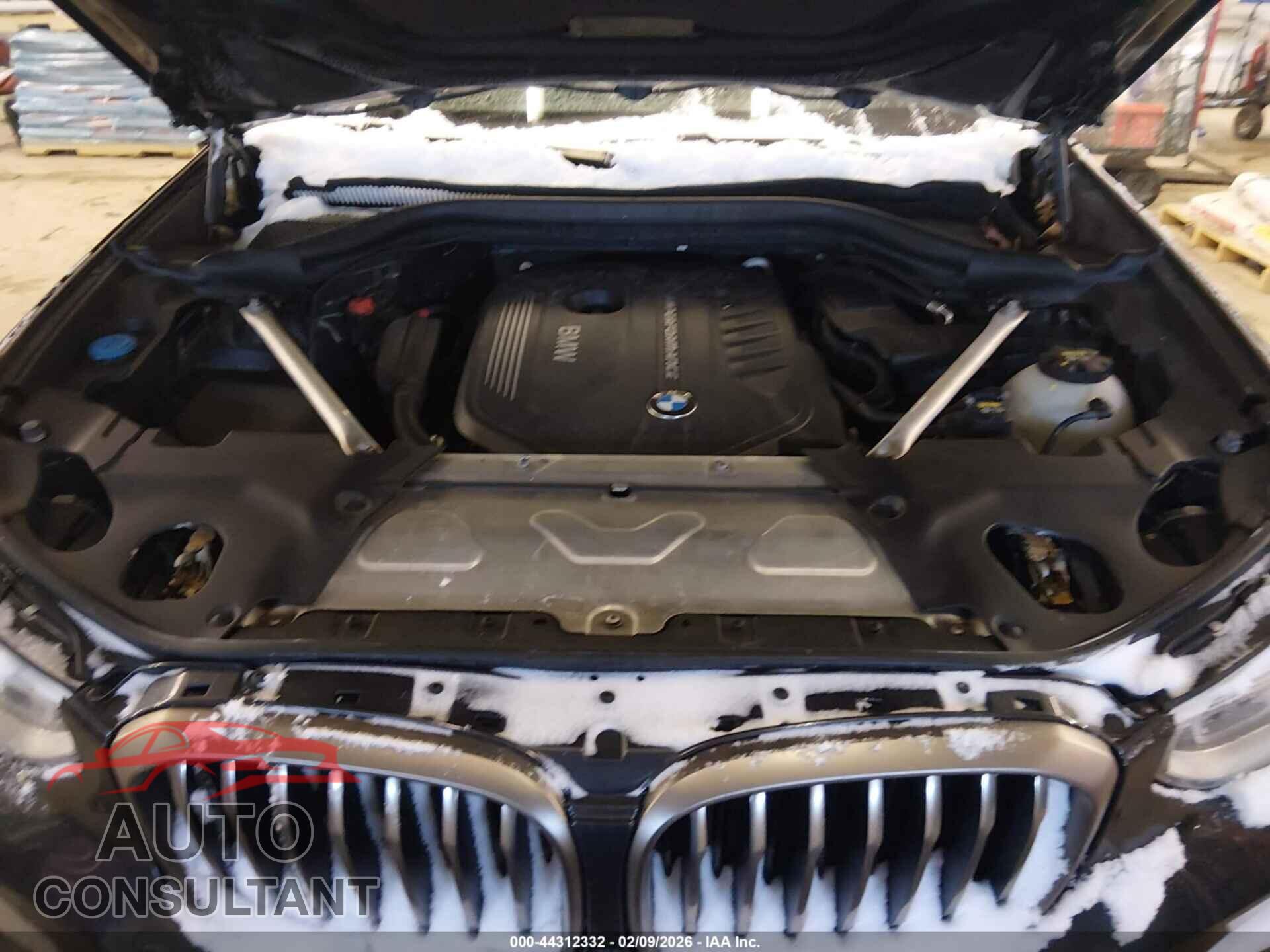 BMW X3 2018 - 5UXTS3C56J0Z00370