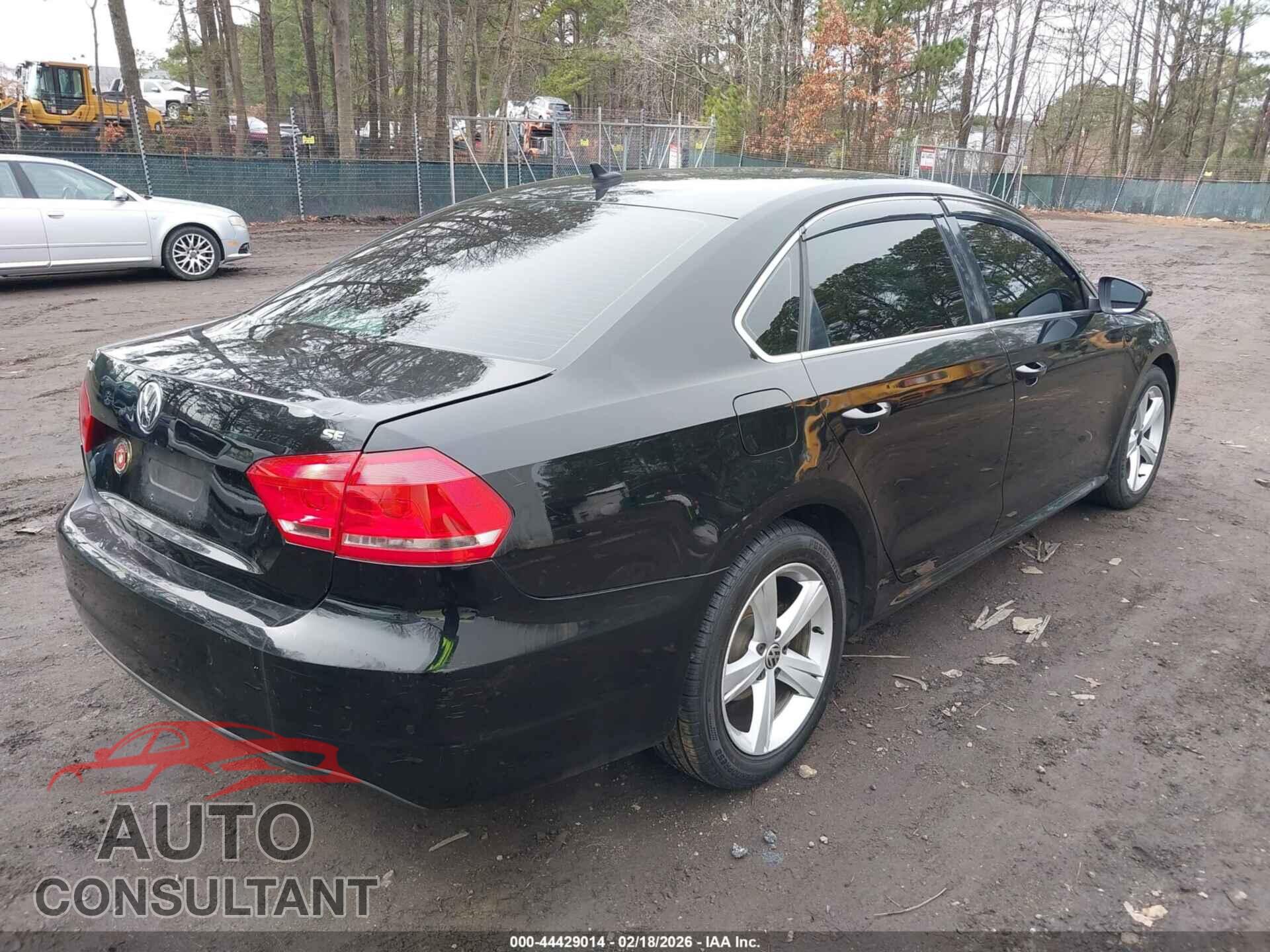 VOLKSWAGEN PASSAT 2012 - 1VWBP7A31CC070953