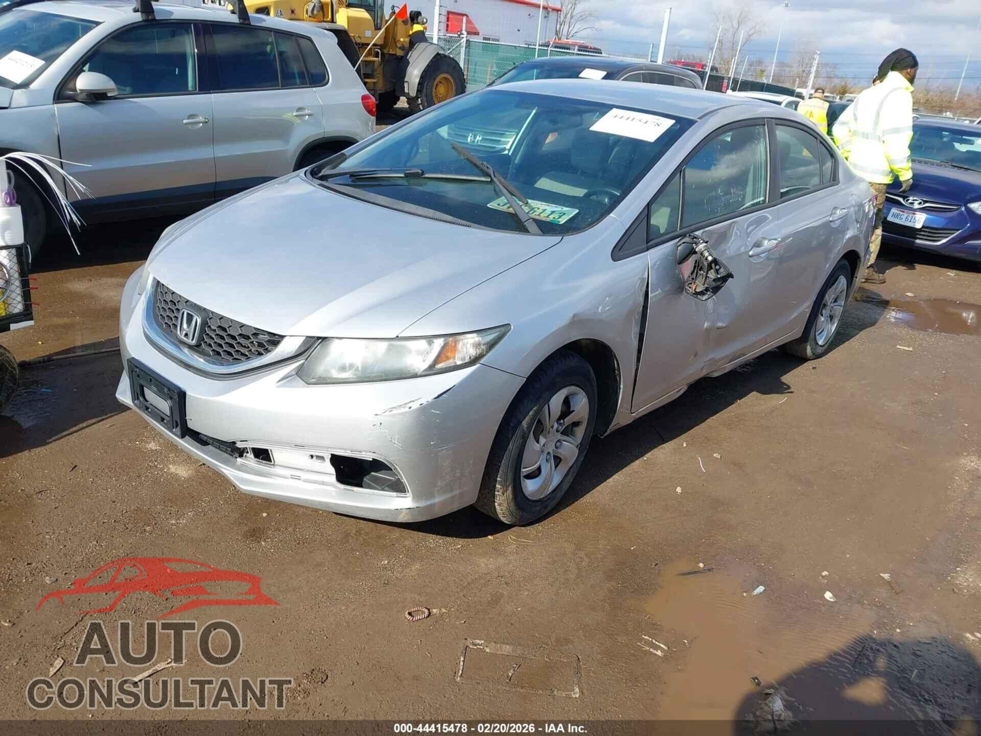 HONDA CIVIC 2013 - 19XFB2F57DE075827