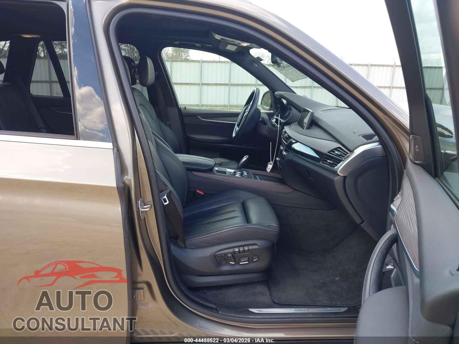 BMW X5 2017 - 5UXKR2C34H0U23061