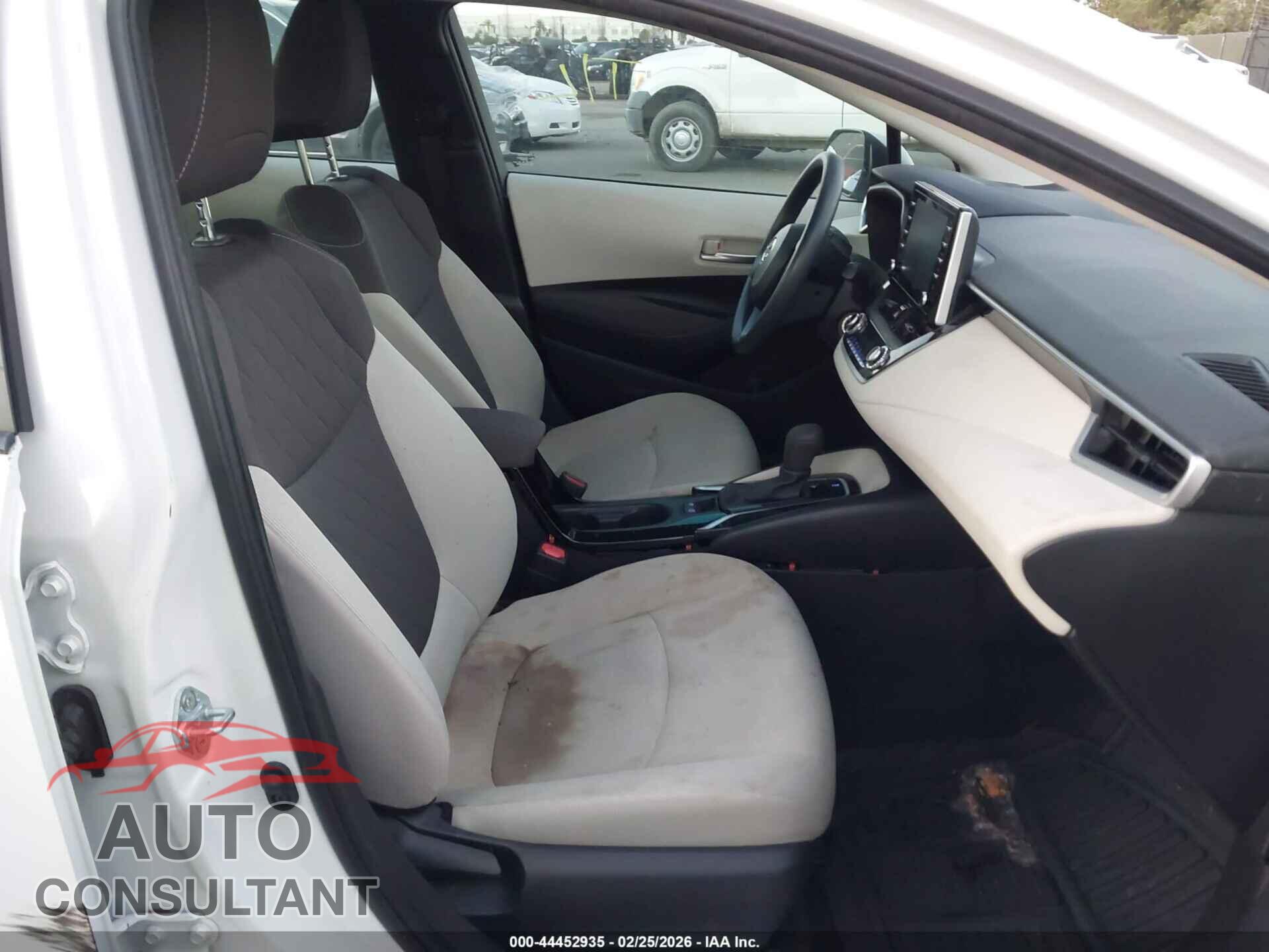 TOYOTA COROLLA 2021 - 5YFEPMAE0MP210659