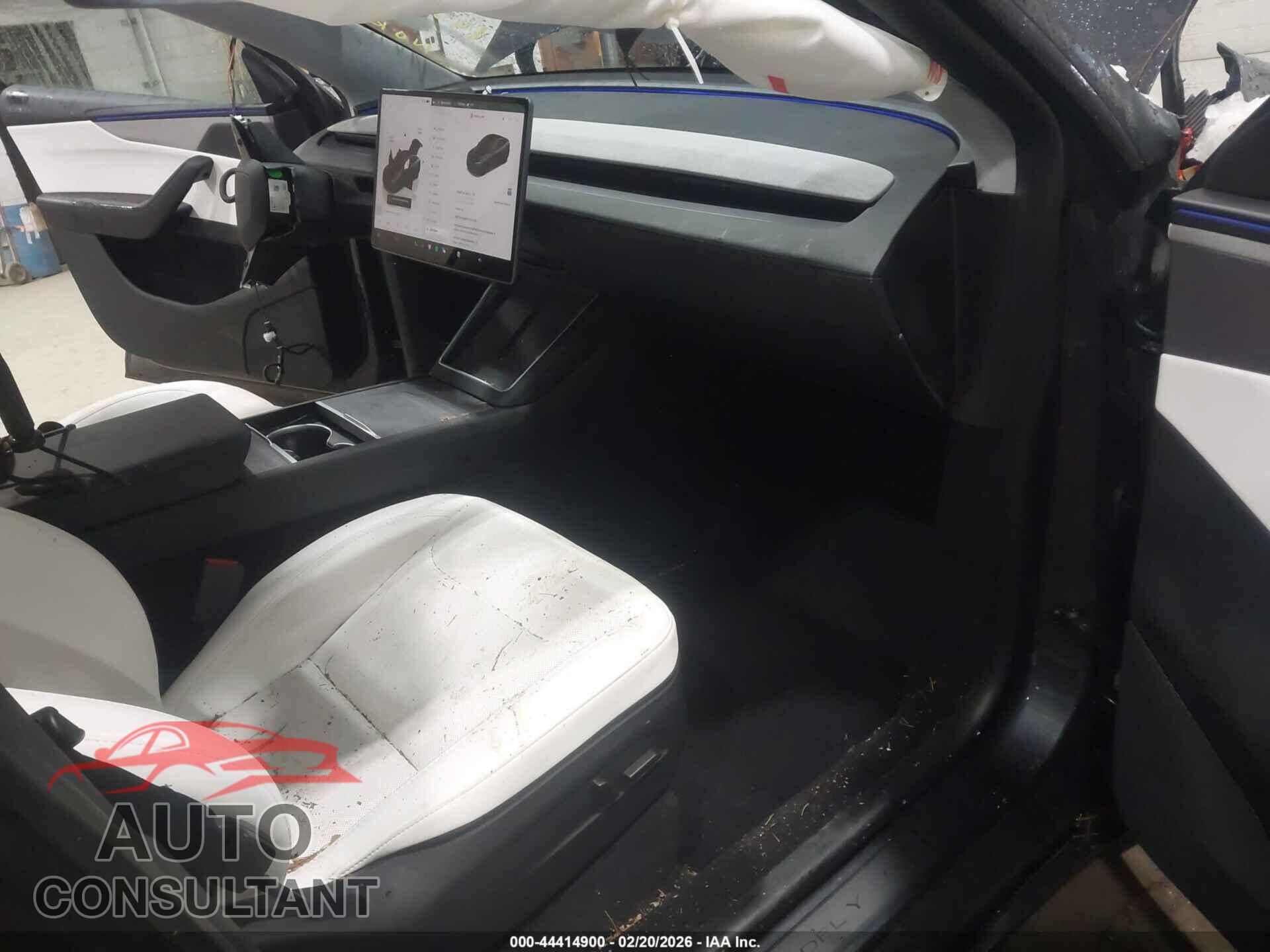 TESLA MODEL Y 2026 - 7SAYGDEE3TF437249