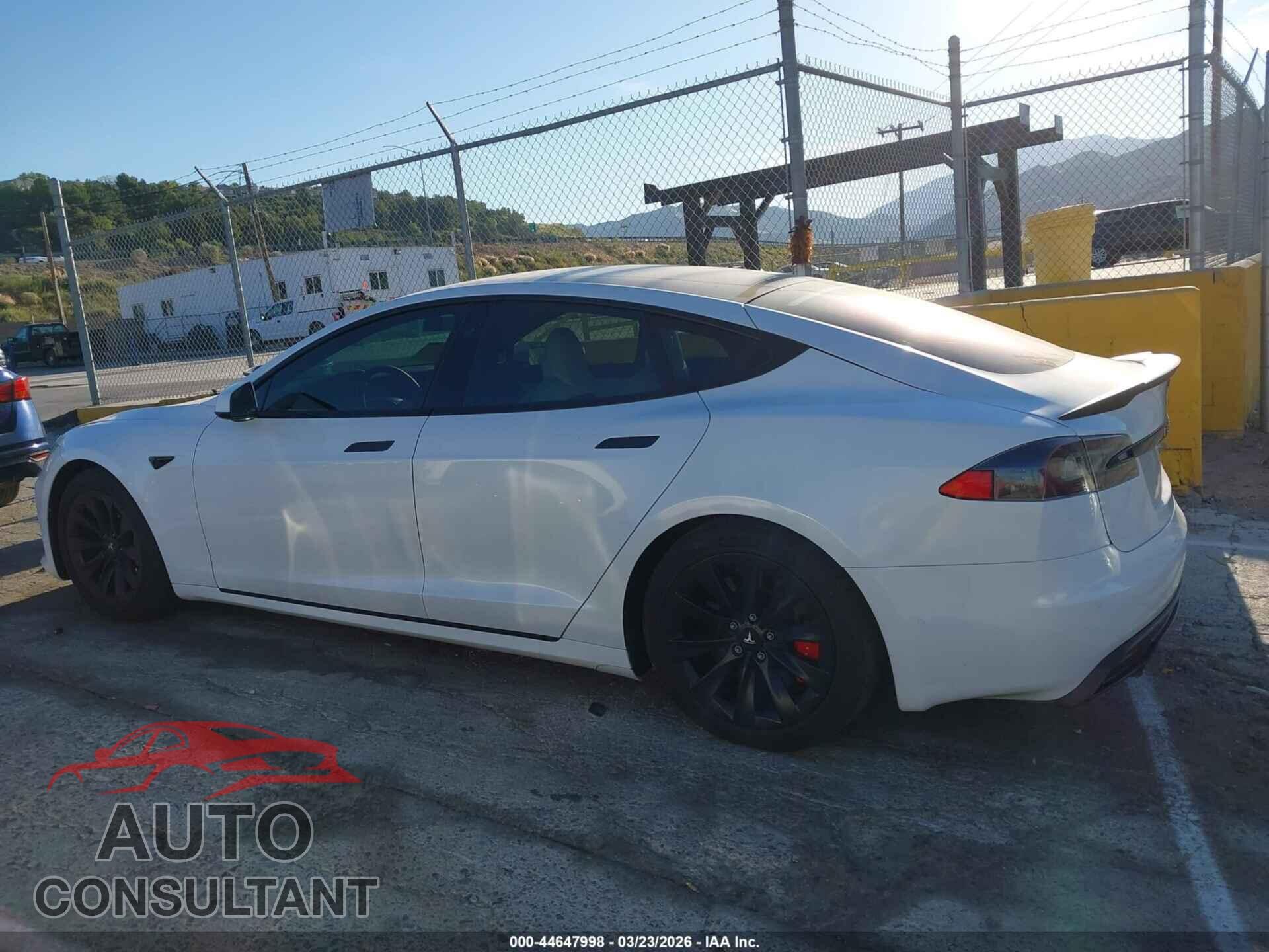 TESLA MODEL S 2020 - 5YJSA1E46LF378661