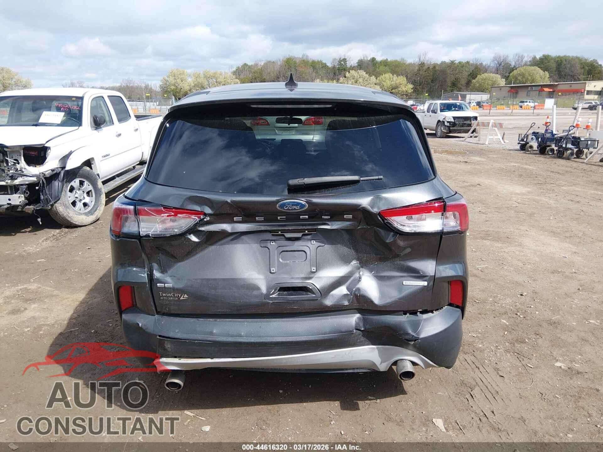 FORD ESCAPE 2020 - 1FMCU0G68LUC16585