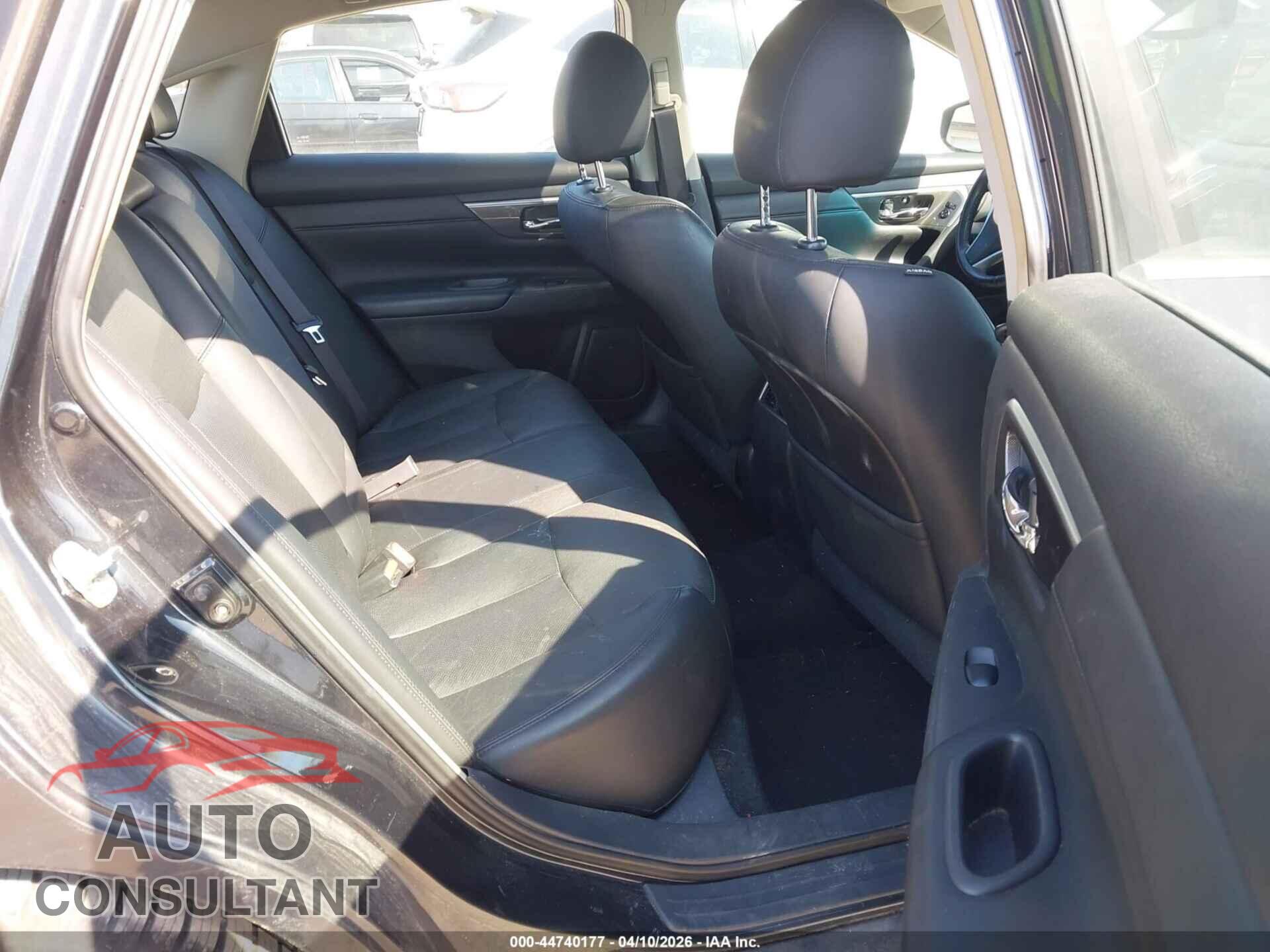 NISSAN ALTIMA 2013 - 1N4AL3AP0DN567526