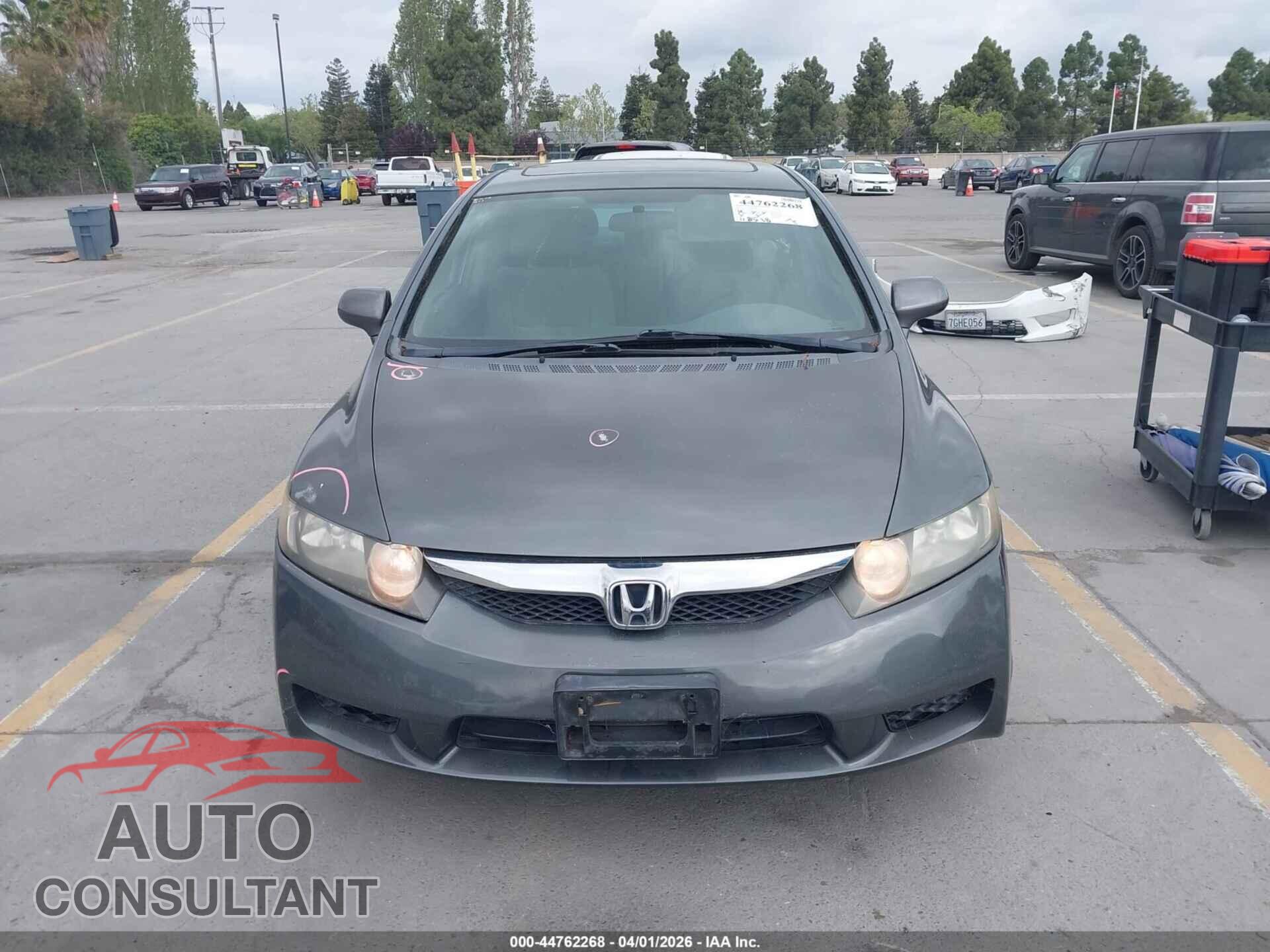 HONDA CIVIC 2010 - 19XFA1F8XAE084038