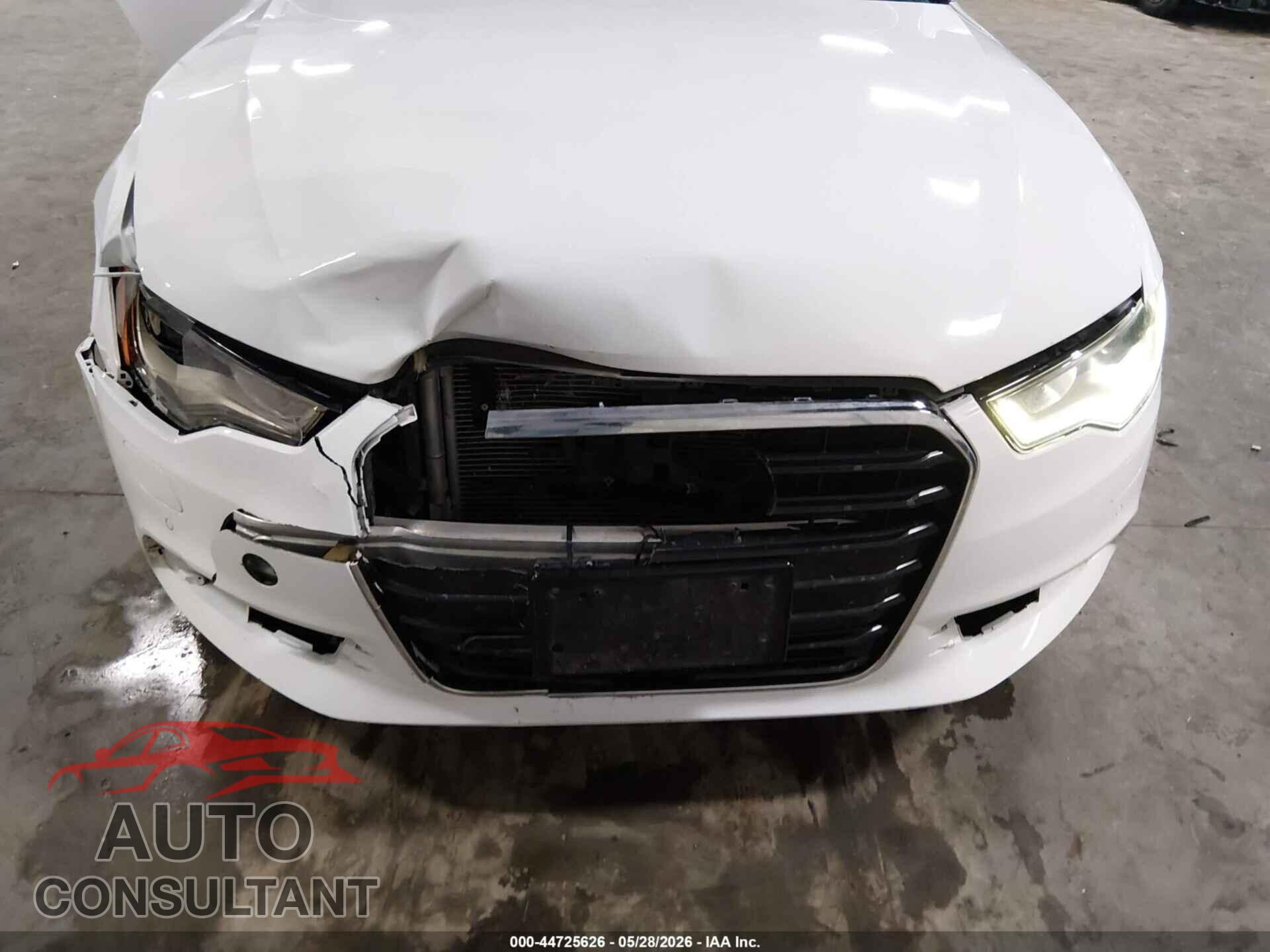 AUDI A6 2013 - WAUGFAFC8DN058156