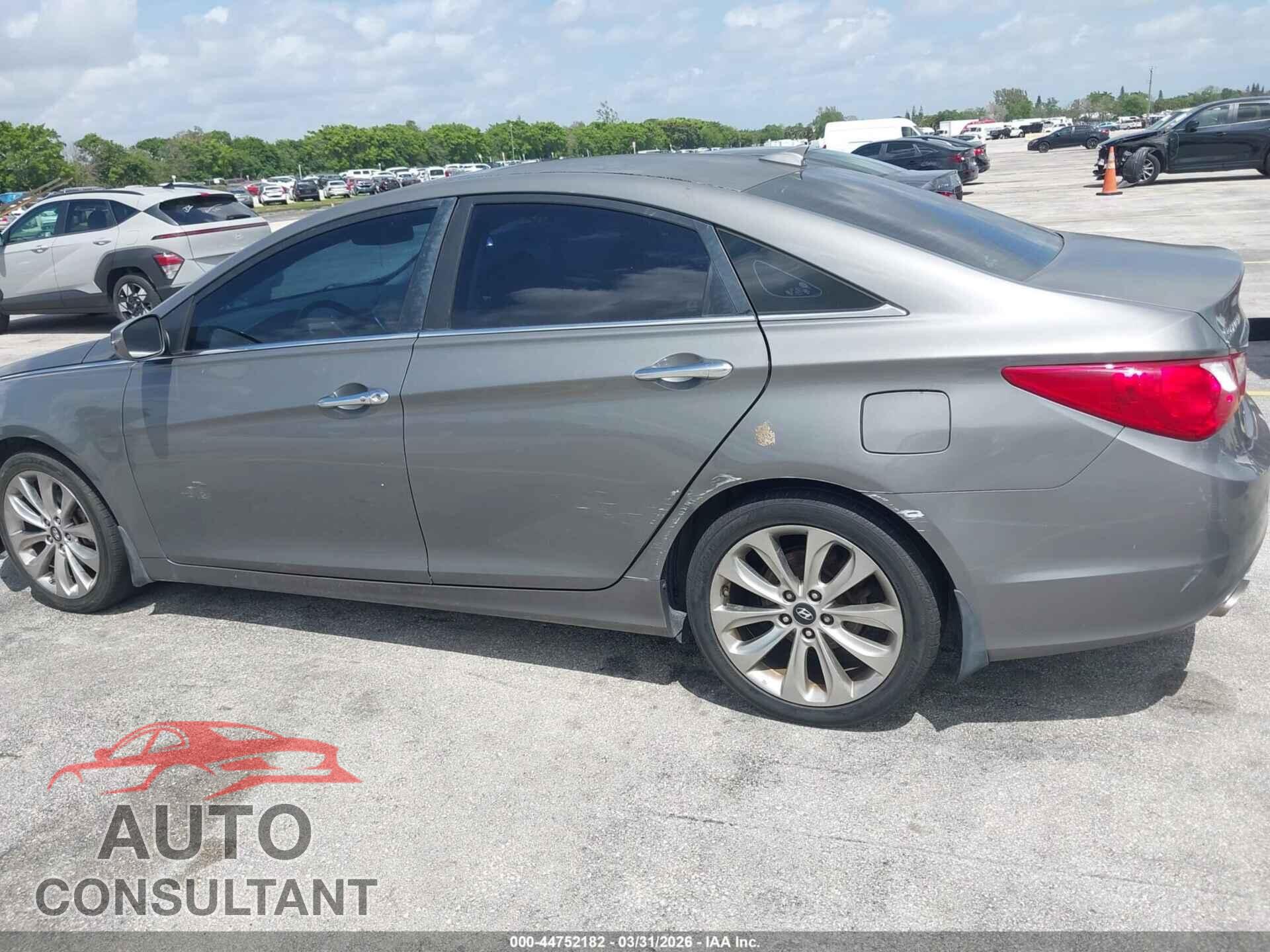 HYUNDAI SONATA 2013 - 5NPEC4AC1DH597942