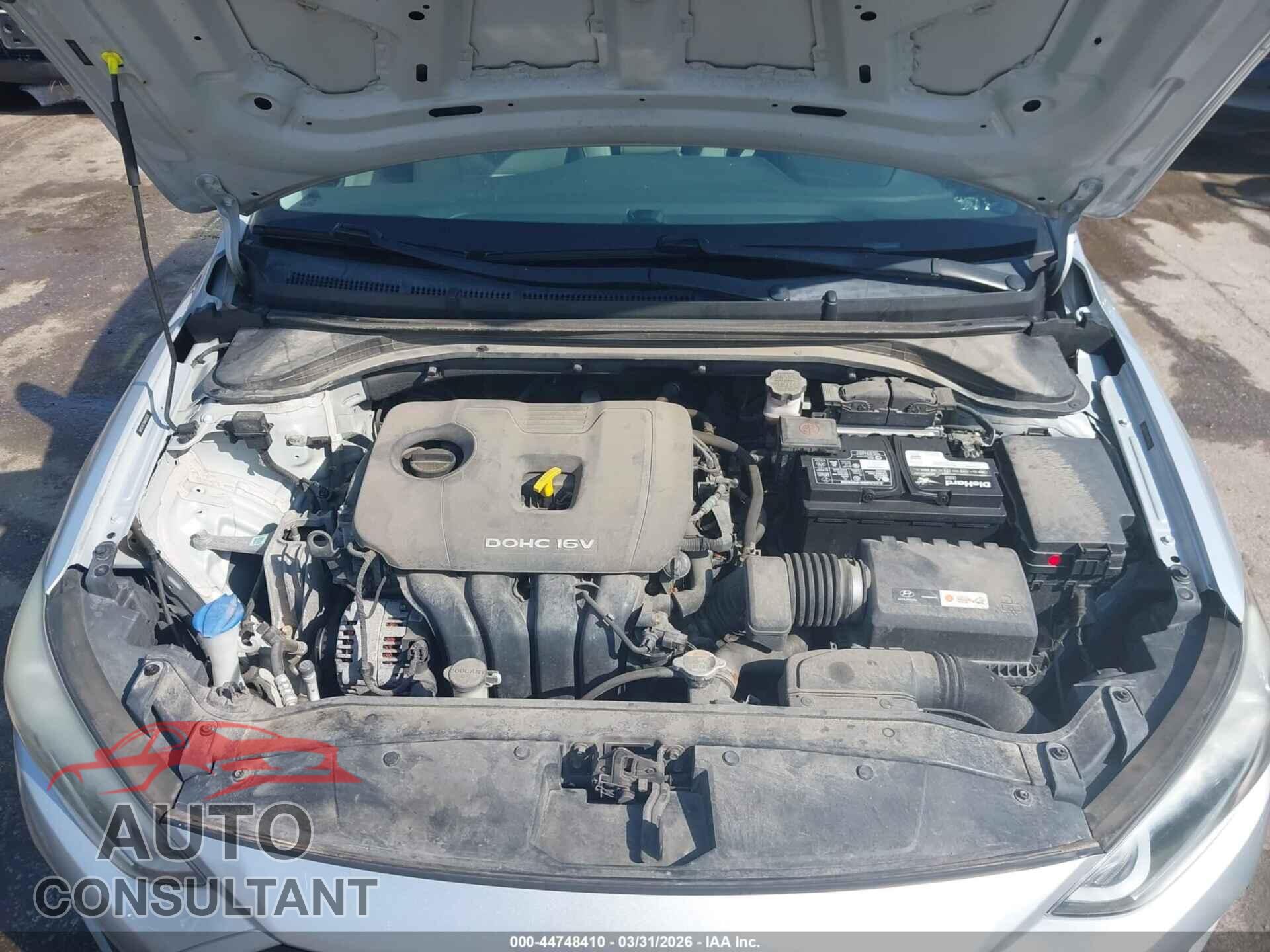 HYUNDAI ELANTRA 2017 - 5NPD74LF1HH208536