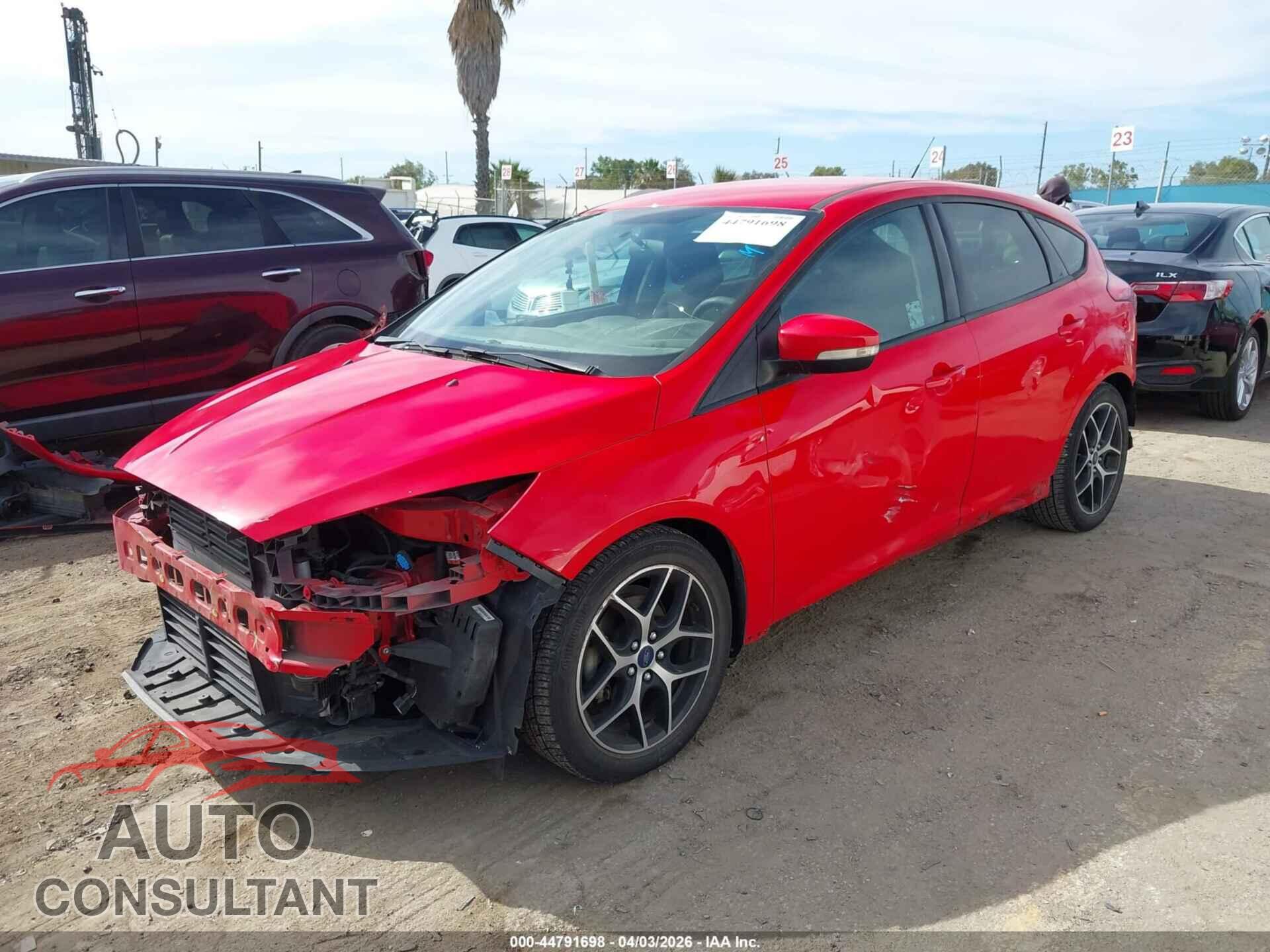 FORD FOCUS 2016 - 1FADP3K20GL212800