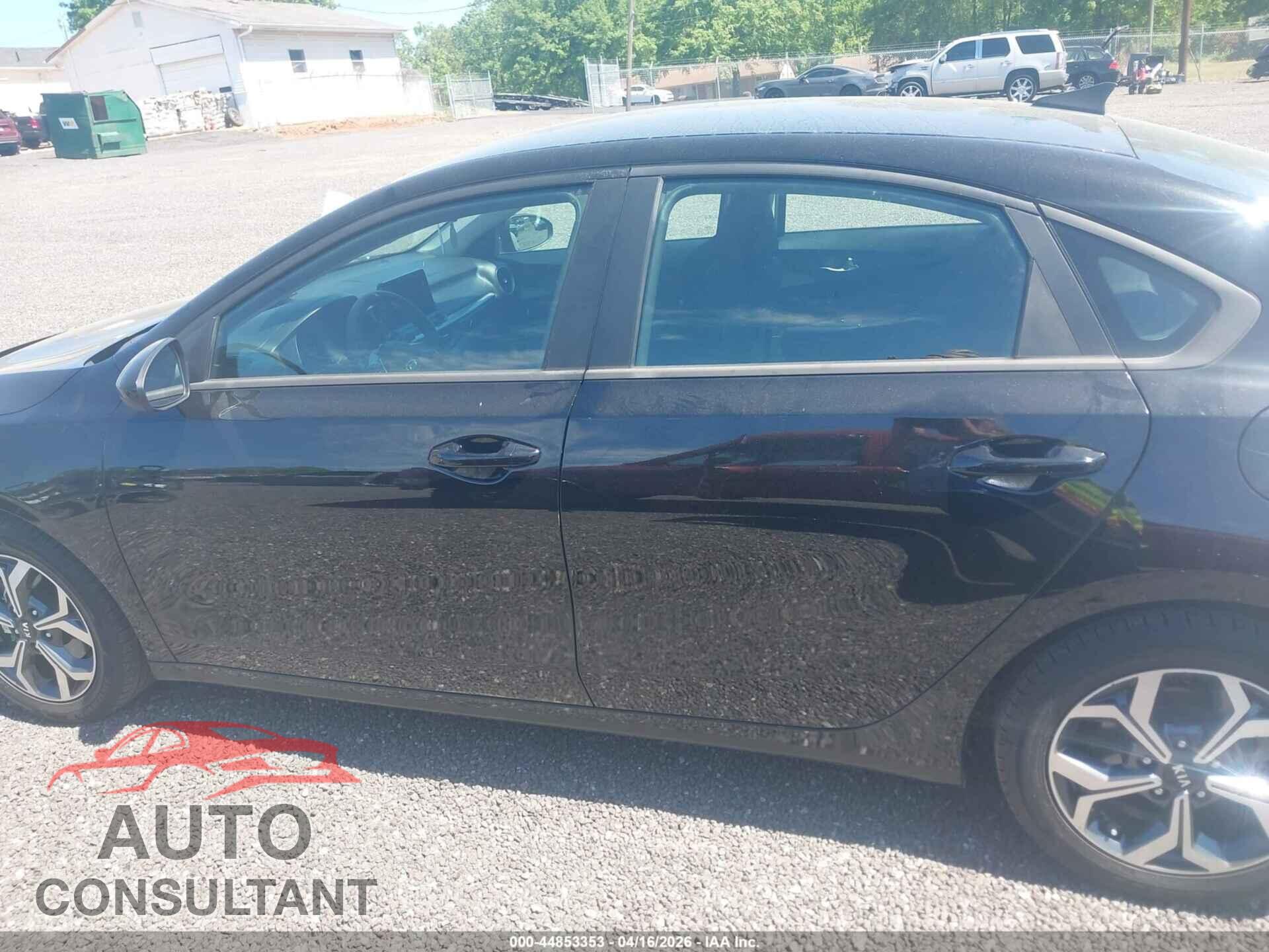 KIA FORTE 2021 - 3KPF24ADXME381401