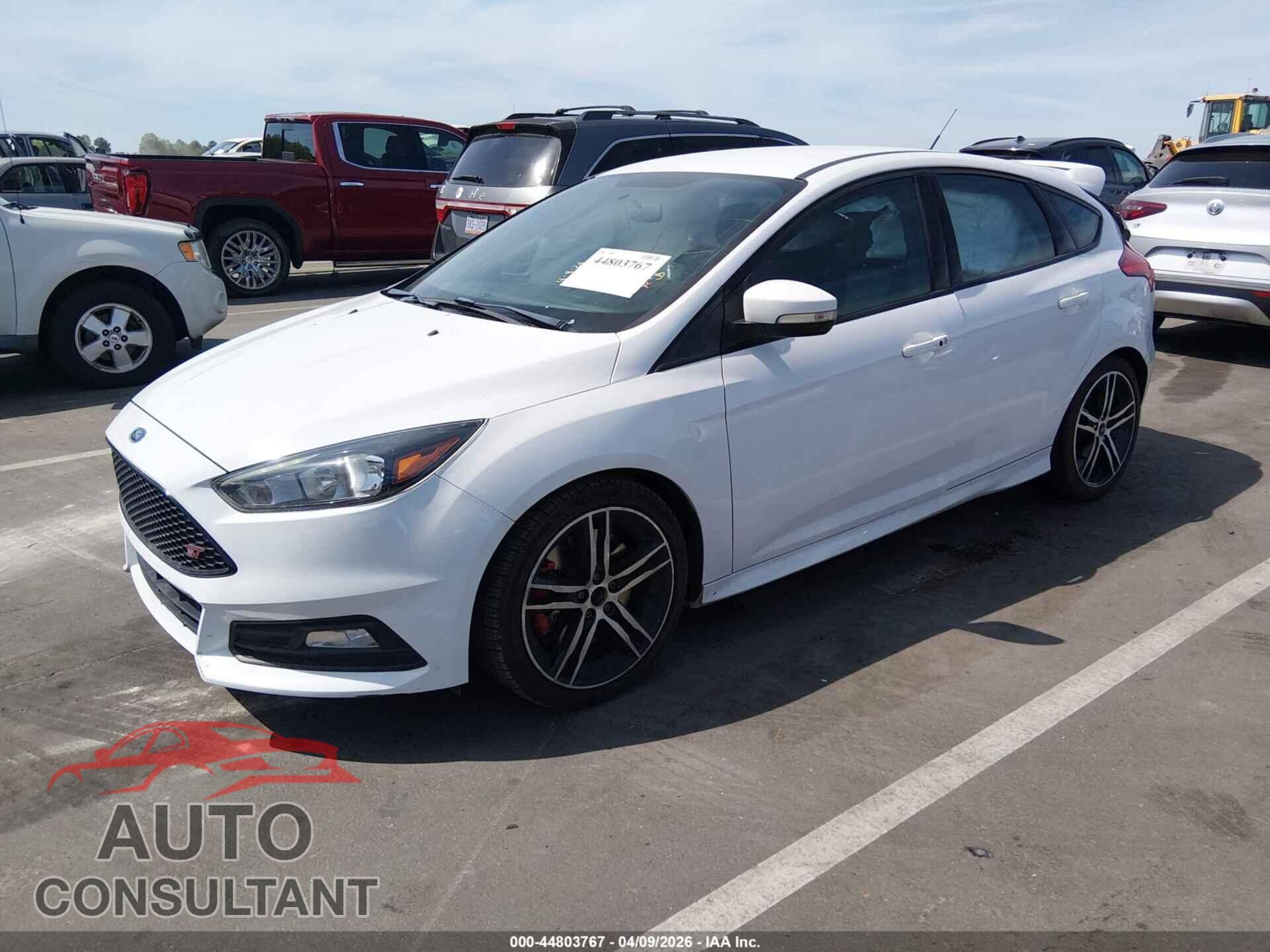 FORD FOCUS ST 2018 - 1FADP3L92JL307667