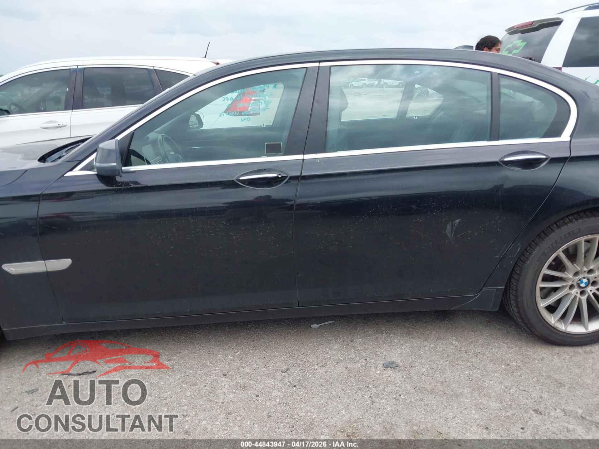 BMW 750LI 2013 - WBAYF8C59DDE59128