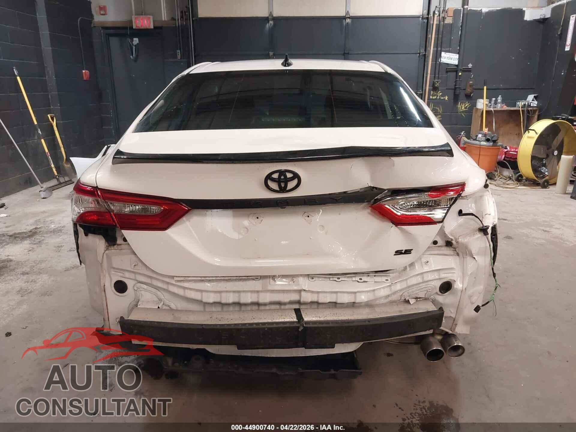 TOYOTA CAMRY 2020 - 4T1G11AK4LU347311