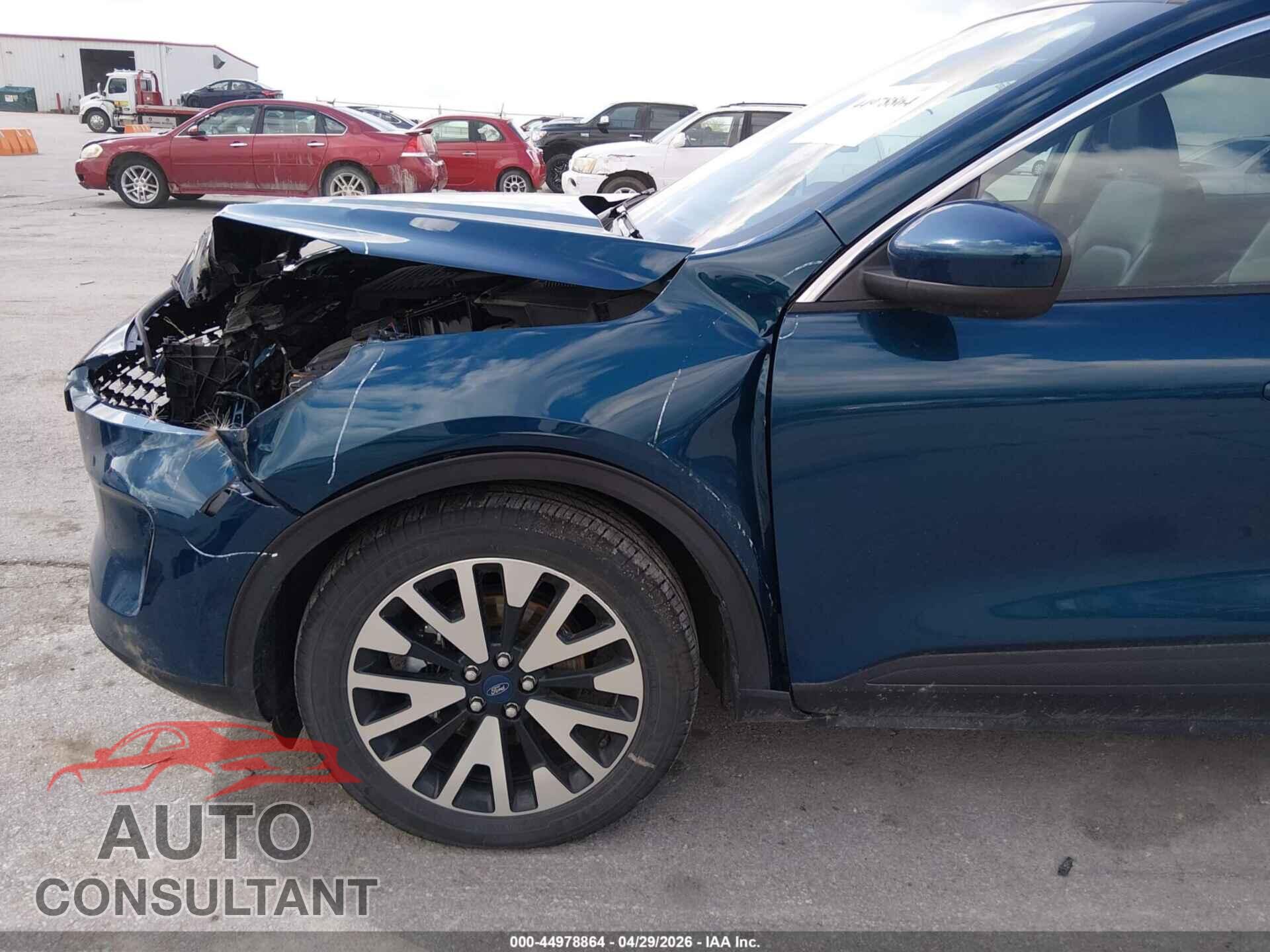 FORD ESCAPE 2020 - 1FMCU9H96LUA10520