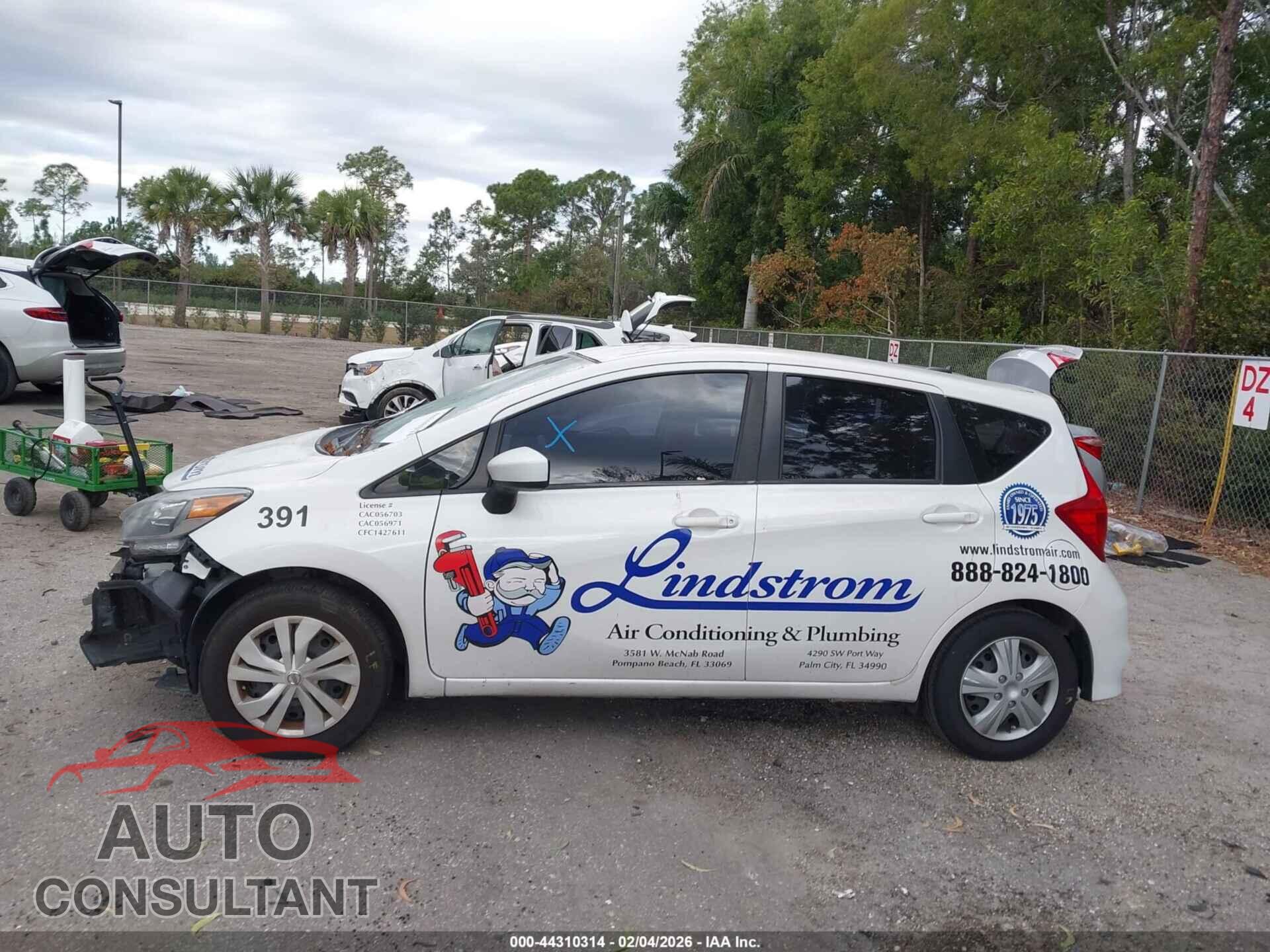 NISSAN VERSA NOTE 2018 - 3N1CE2CP1JL355253