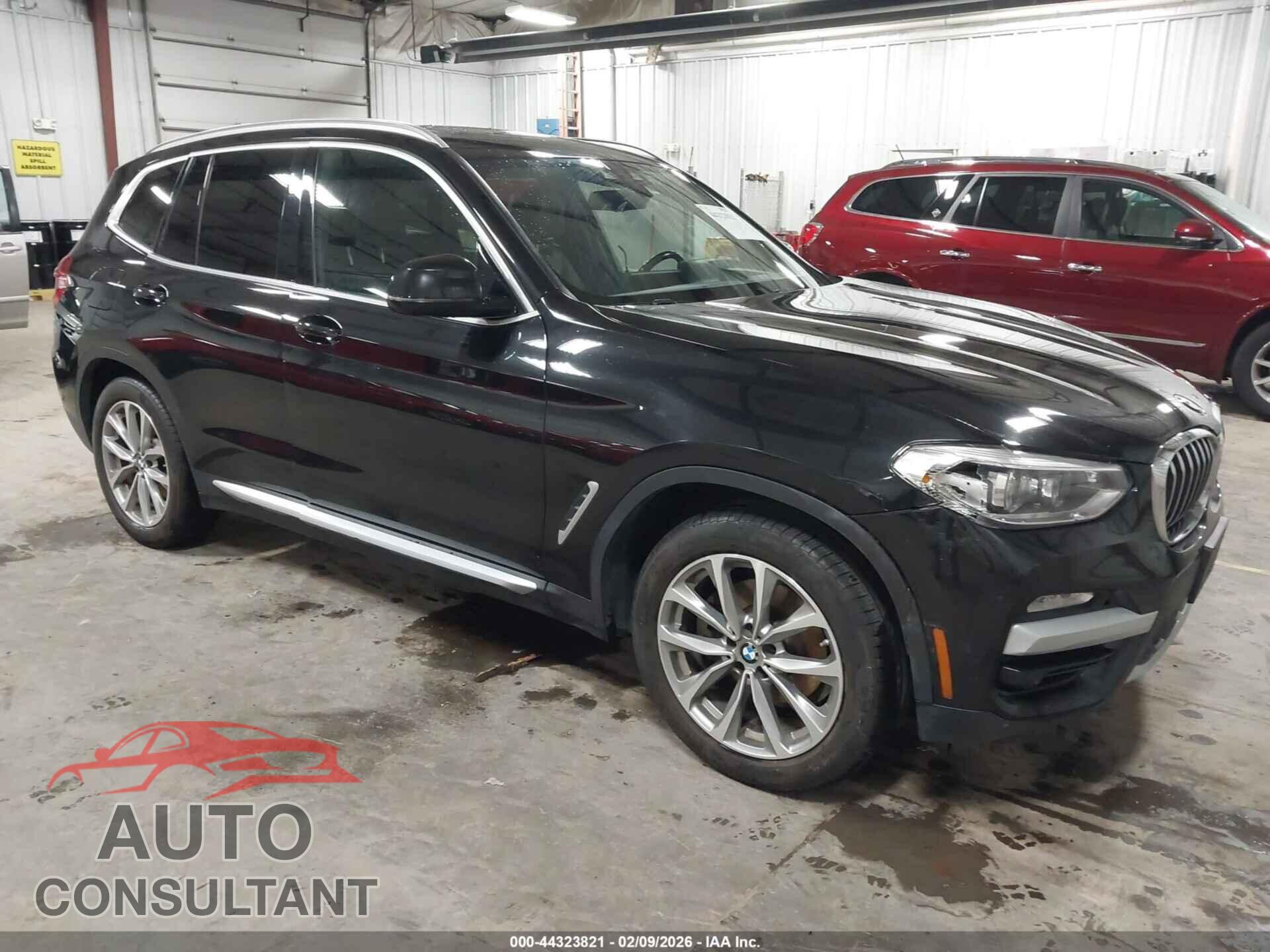 BMW X3 2019 - 5UXTR9C57KLD95294