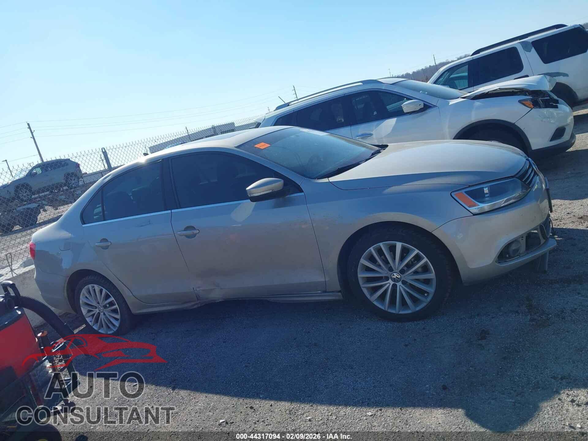VOLKSWAGEN JETTA 2014 - 3VWL07AJXEM324023