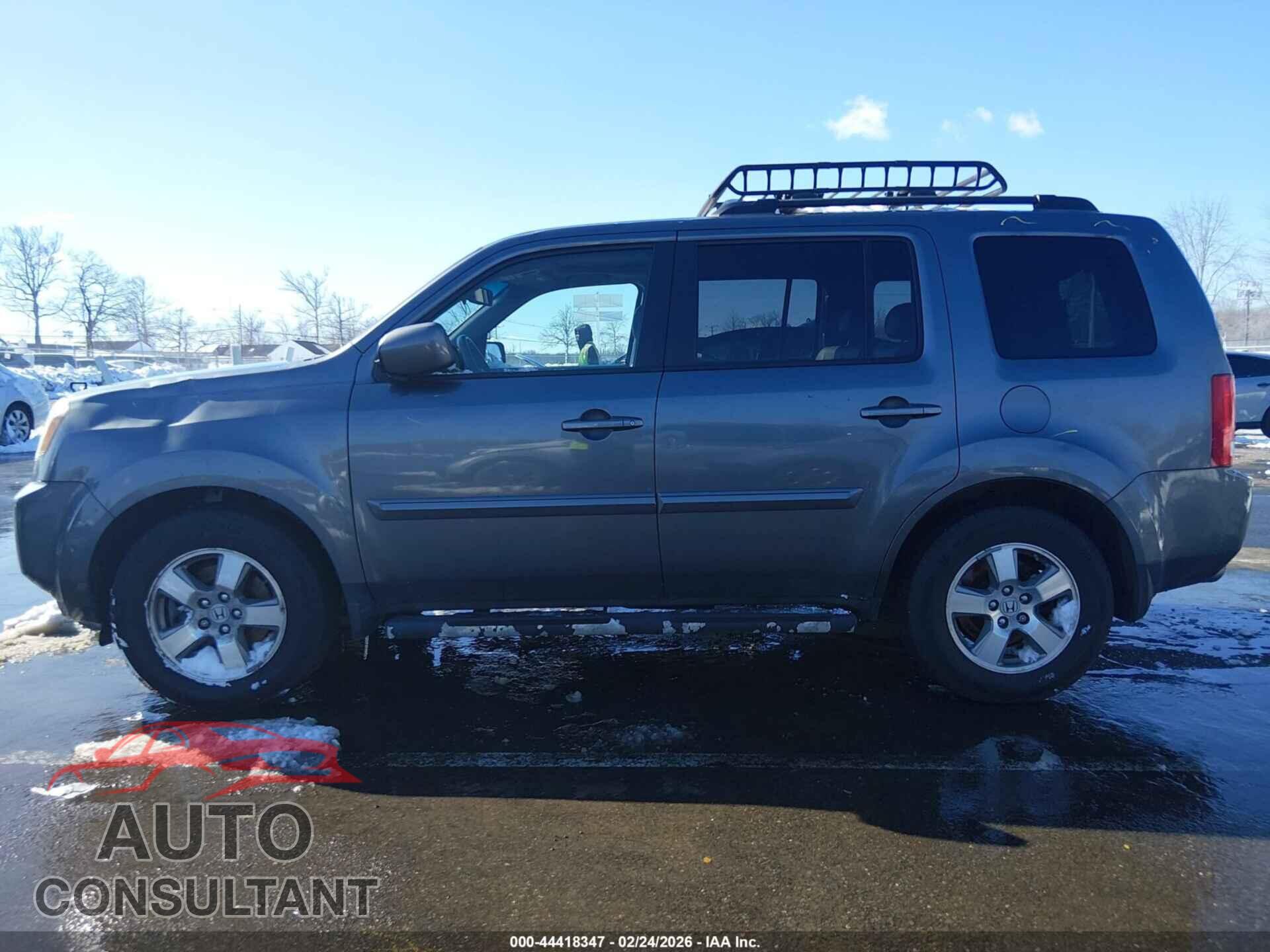 HONDA PILOT 2011 - 5FNYF4H54BB015078