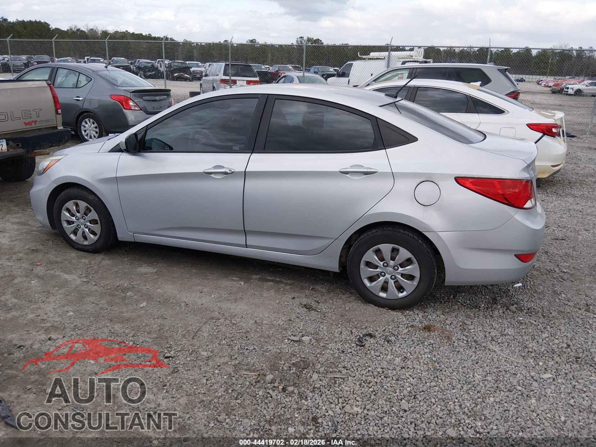 HYUNDAI ACCENT 2015 - KMHCT4AE1FU873095