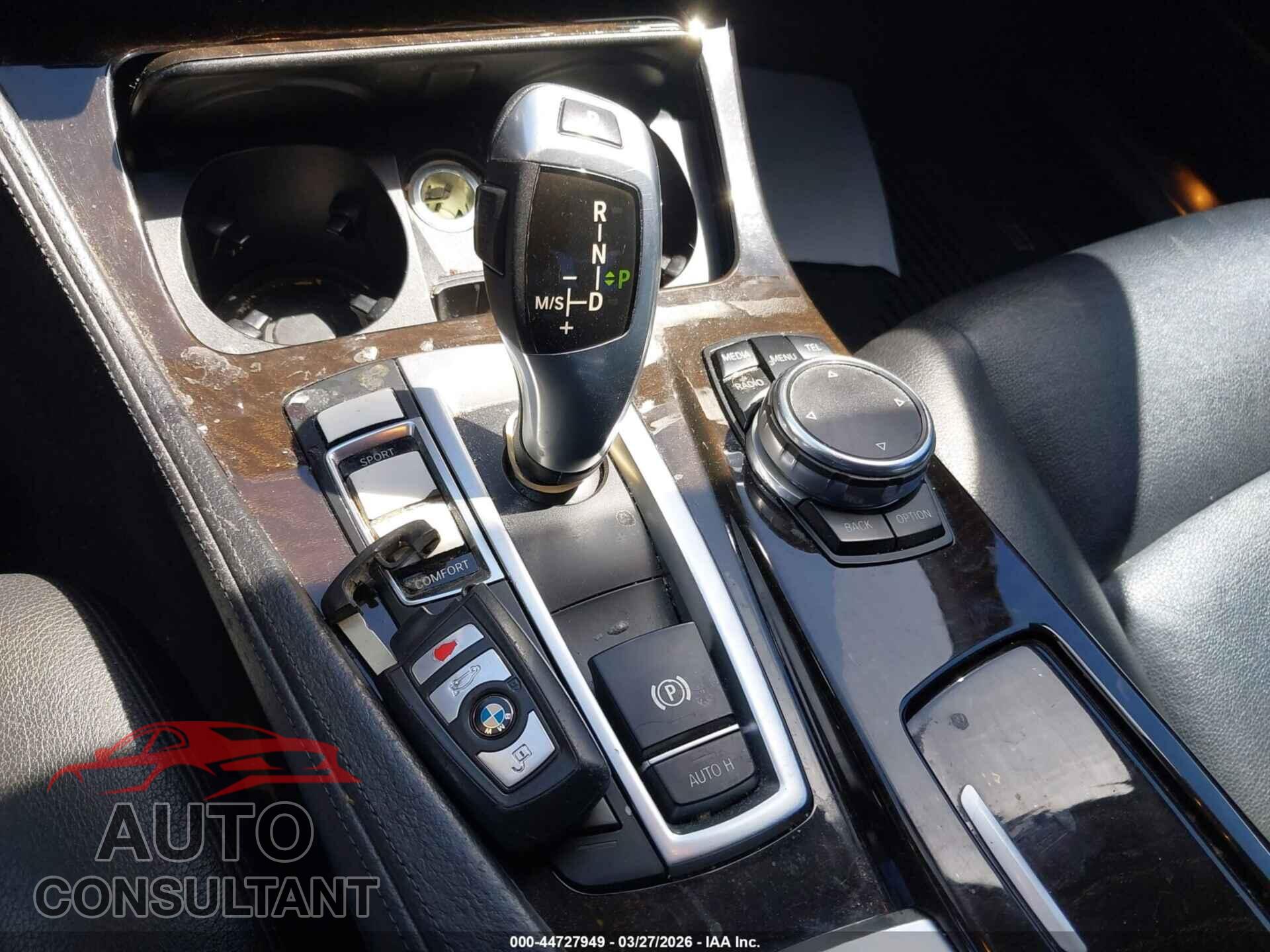 BMW 528I 2015 - WBA5A5C50FD516154