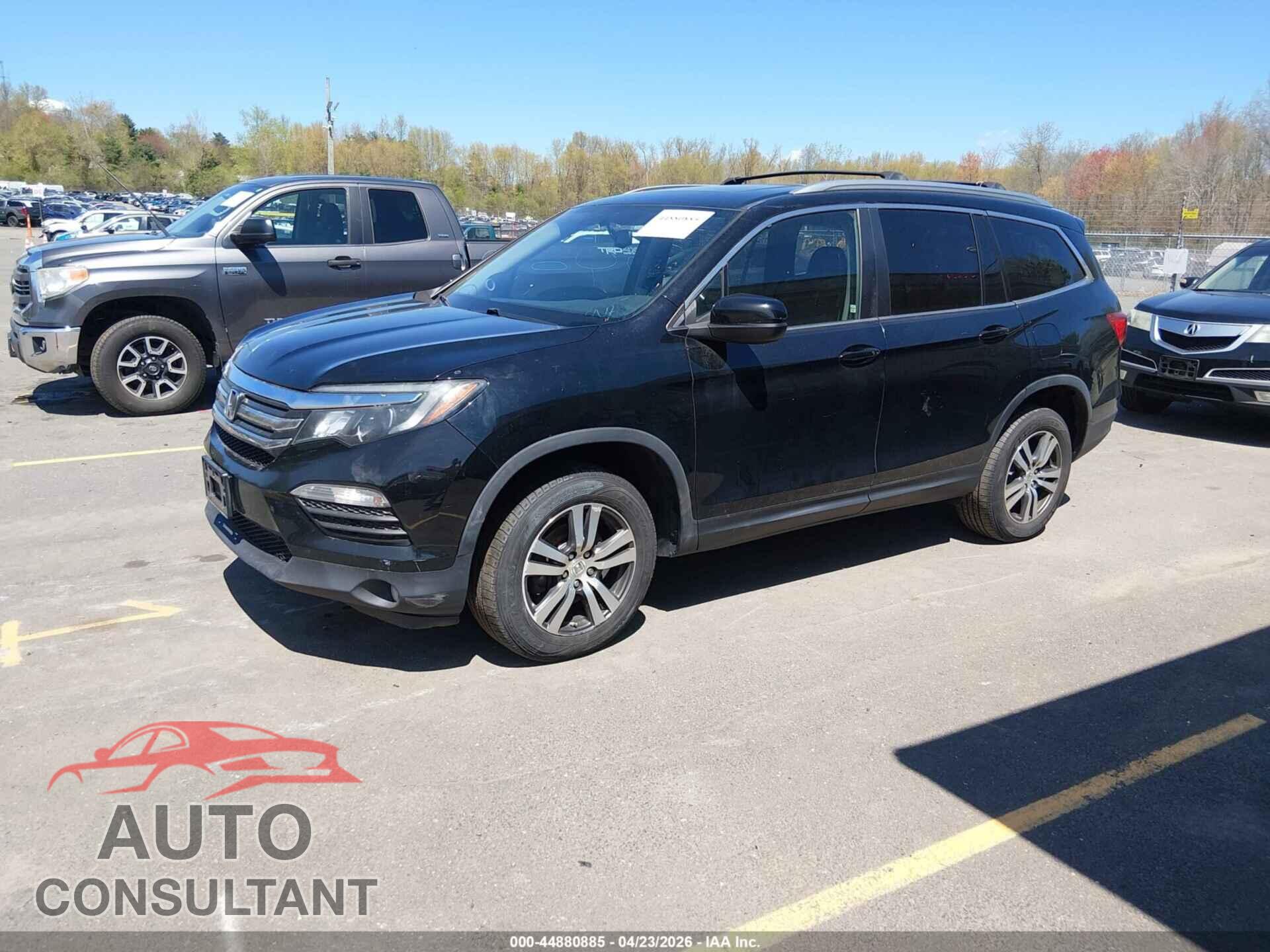 HONDA PILOT 2017 - 5FNYF6H52HB074019