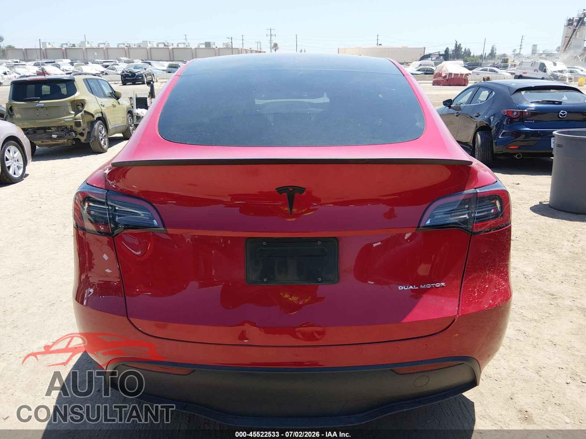 TESLA MODEL Y 2023 - 7SAYGAEE7PF946233