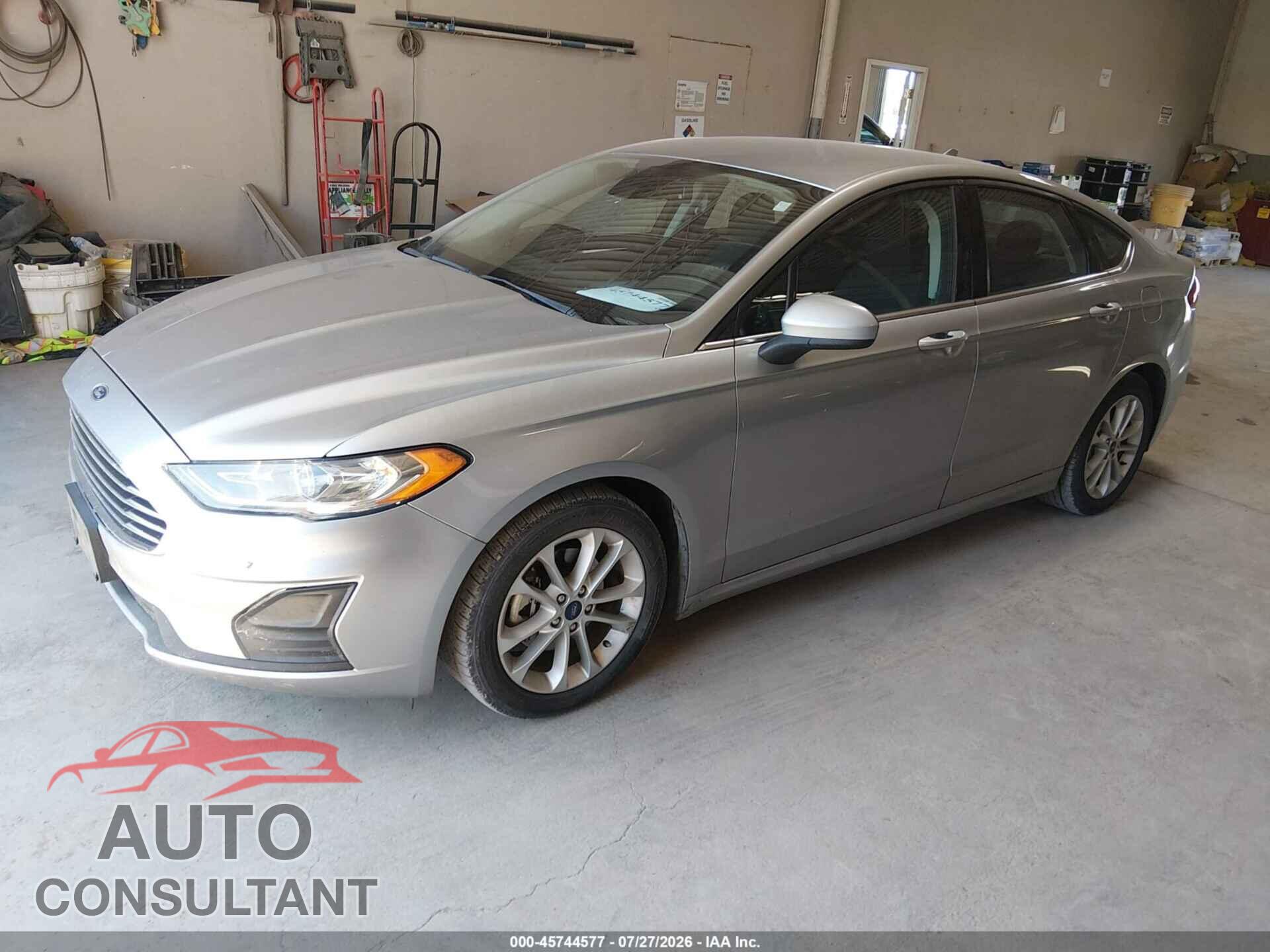 FORD FUSION 2020 - 3FA6P0LU7LR200601