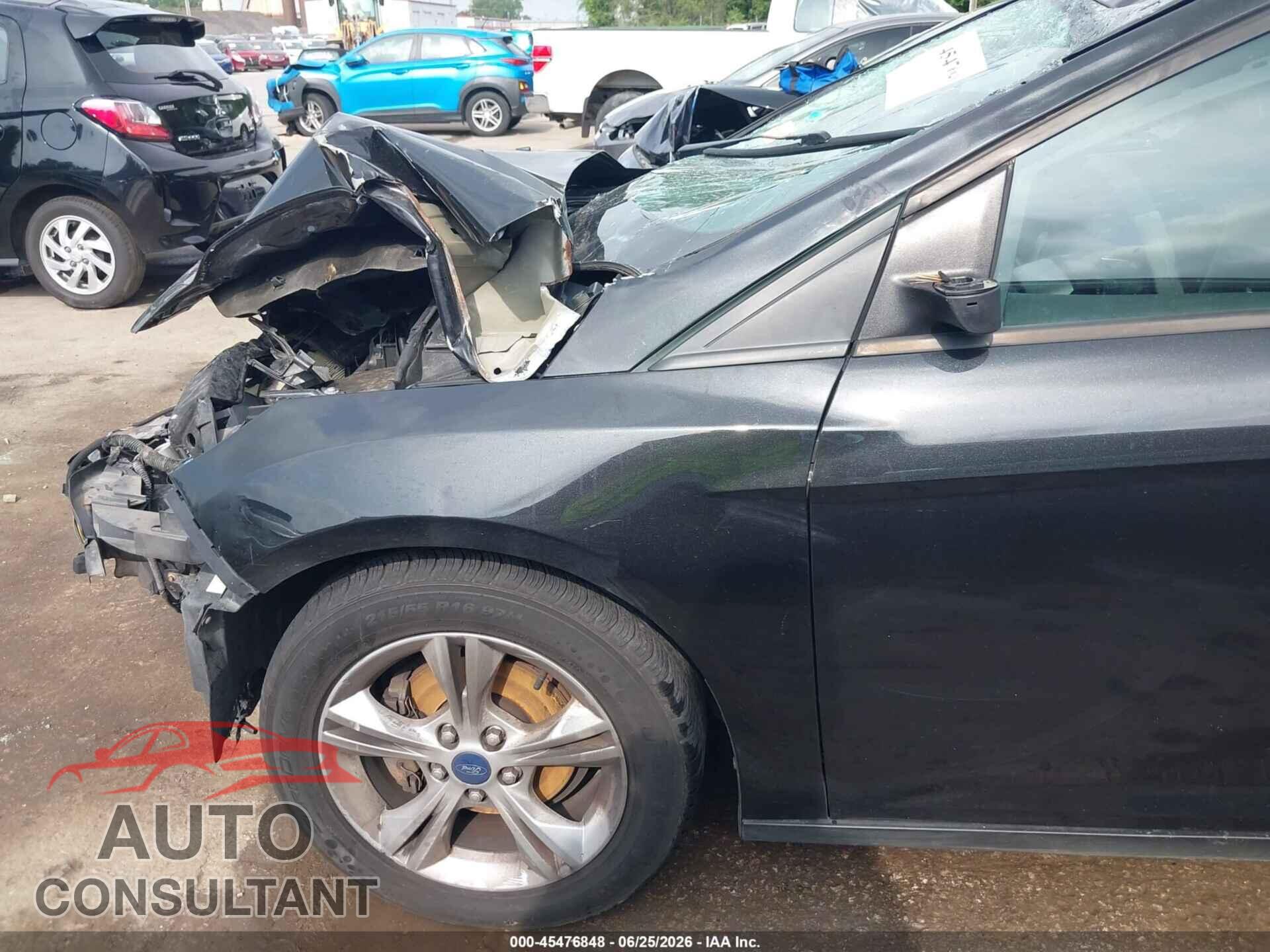 FORD FOCUS 2014 - 1FADP3F28EL137318