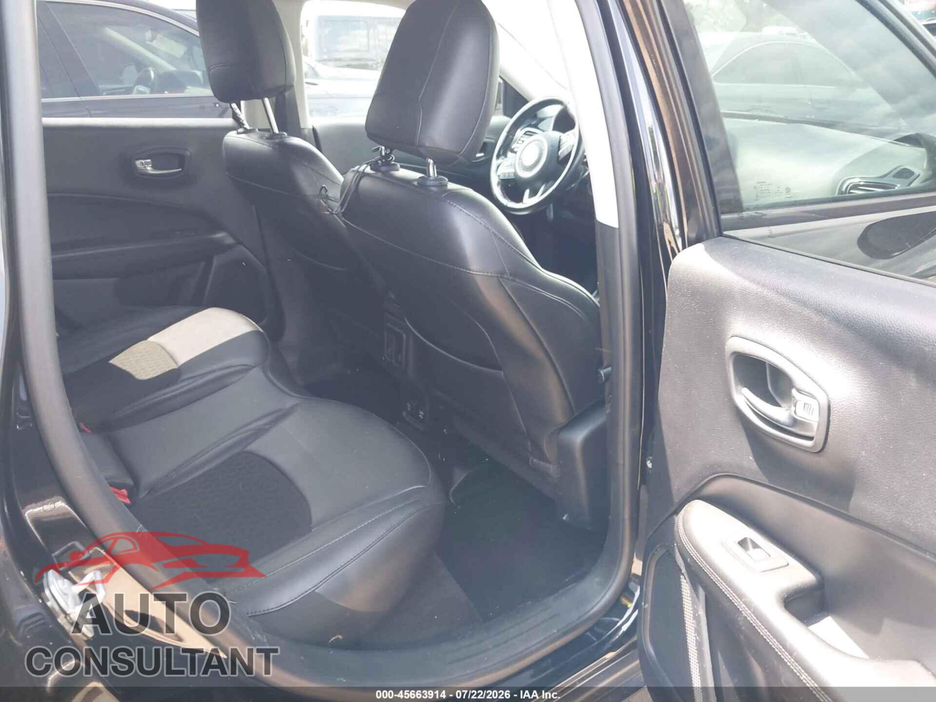 JEEP COMPASS 2019 - 3C4NJDBB7KT623002