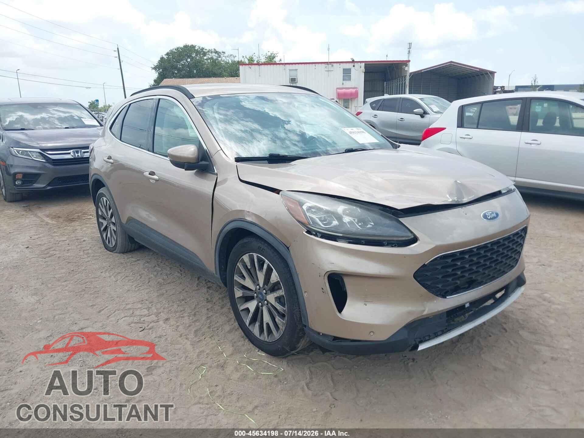 FORD ESCAPE 2020 - 1FMCU0DZ1LUA39554