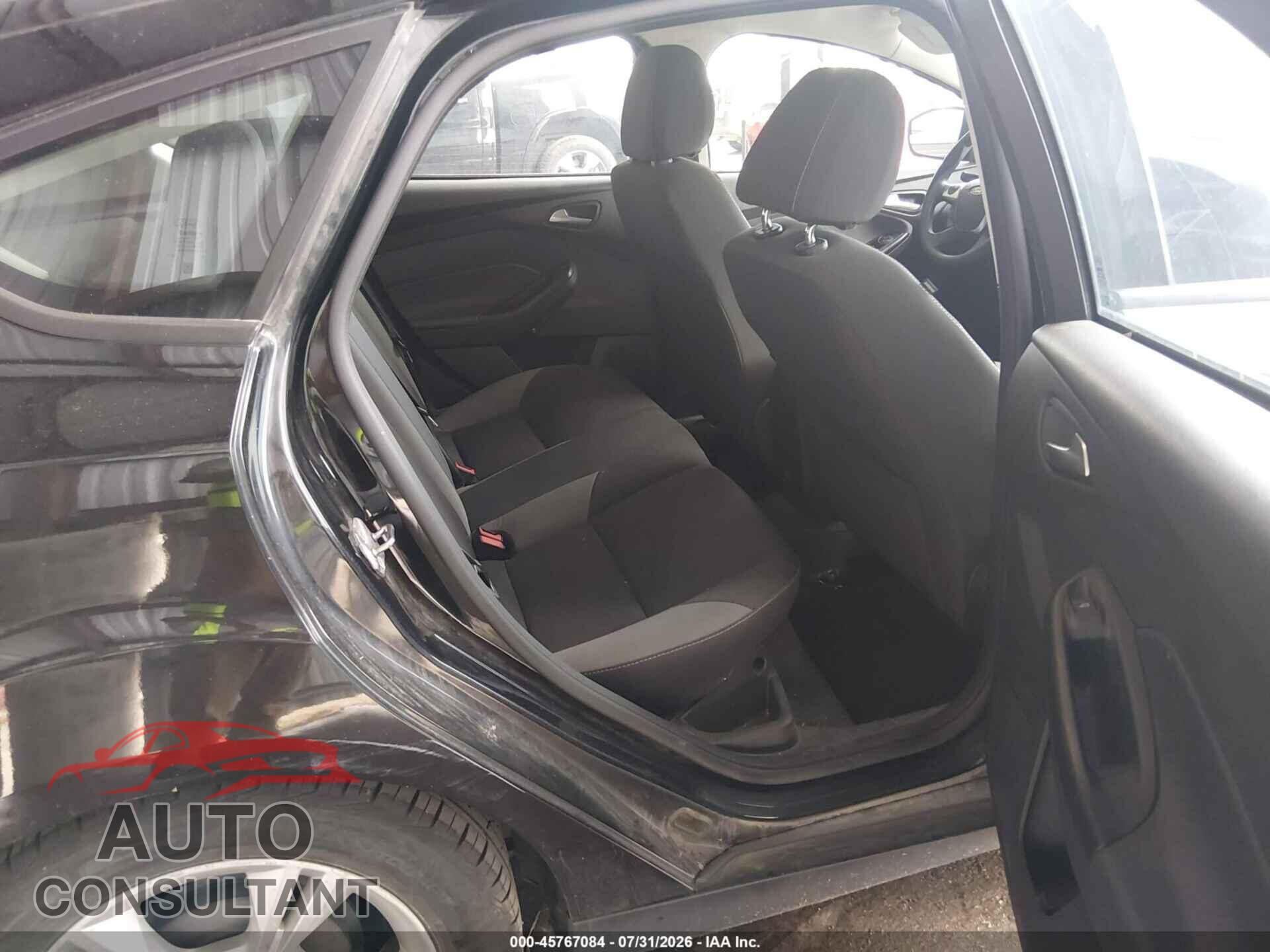 FORD FOCUS 2013 - 1FADP3K22DL244286