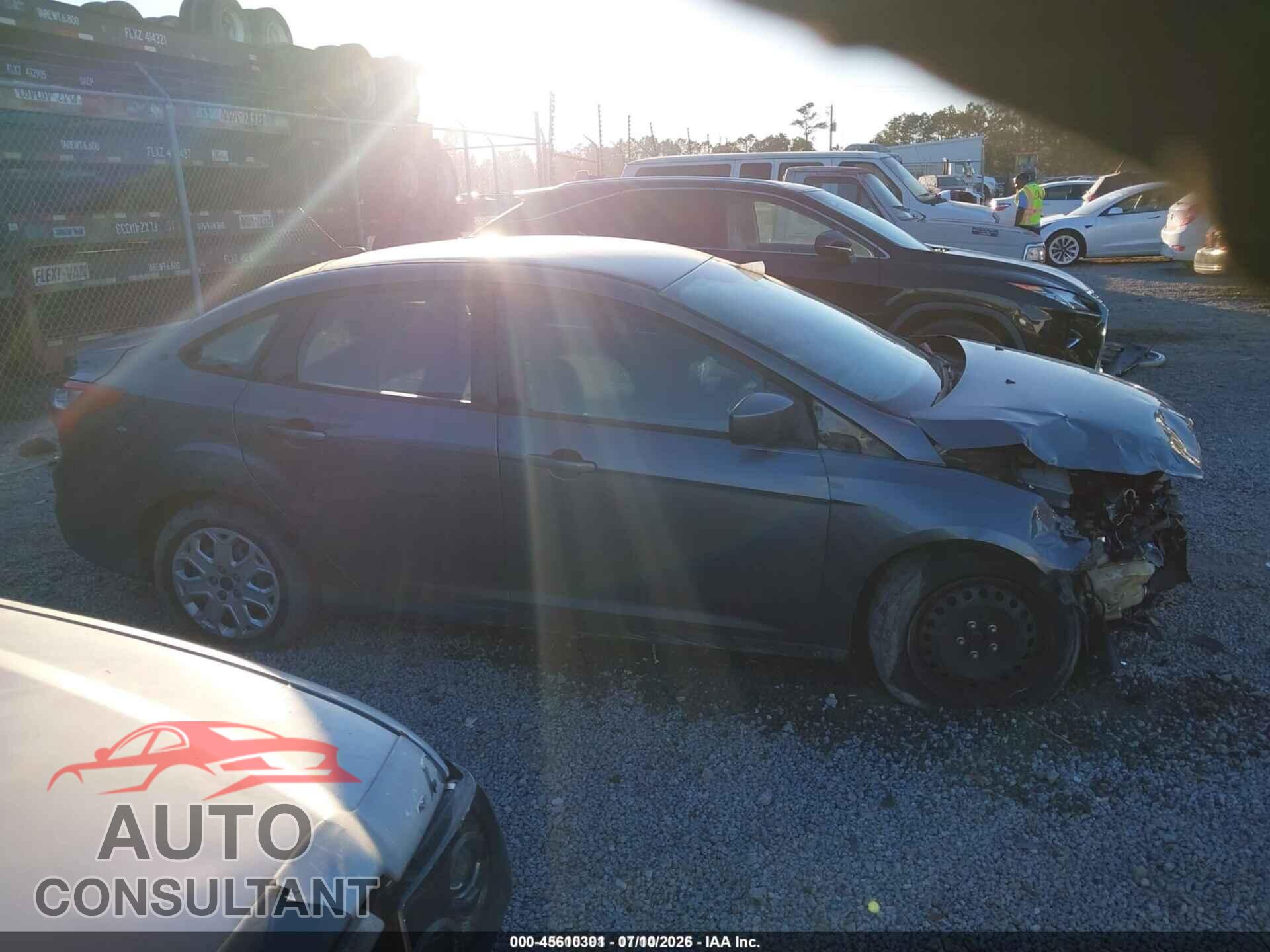 FORD FOCUS 2012 - 1FAHP3F22CL371596
