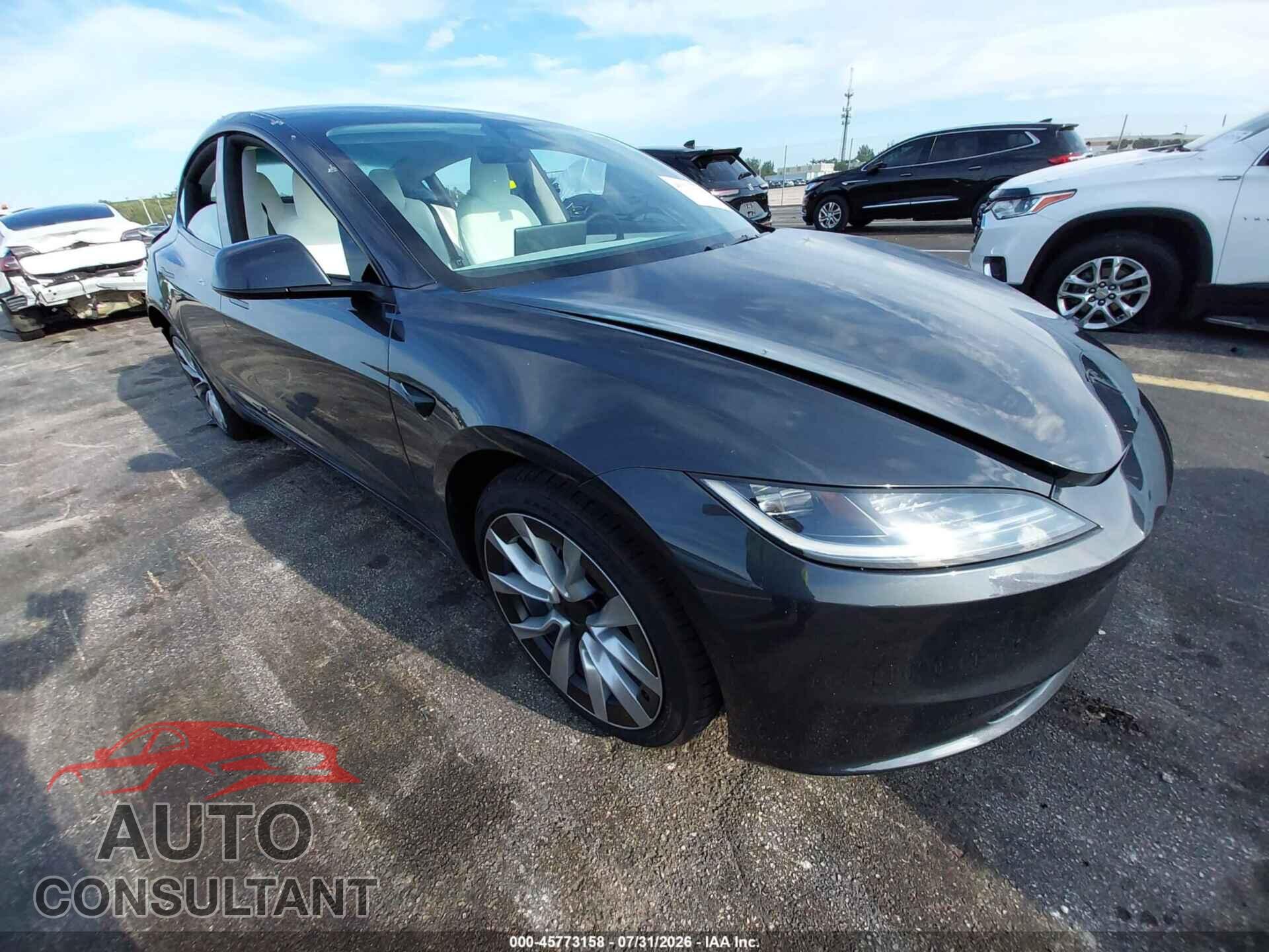 TESLA MODEL 3 2026 - 5YJ3E1EA3TF168047