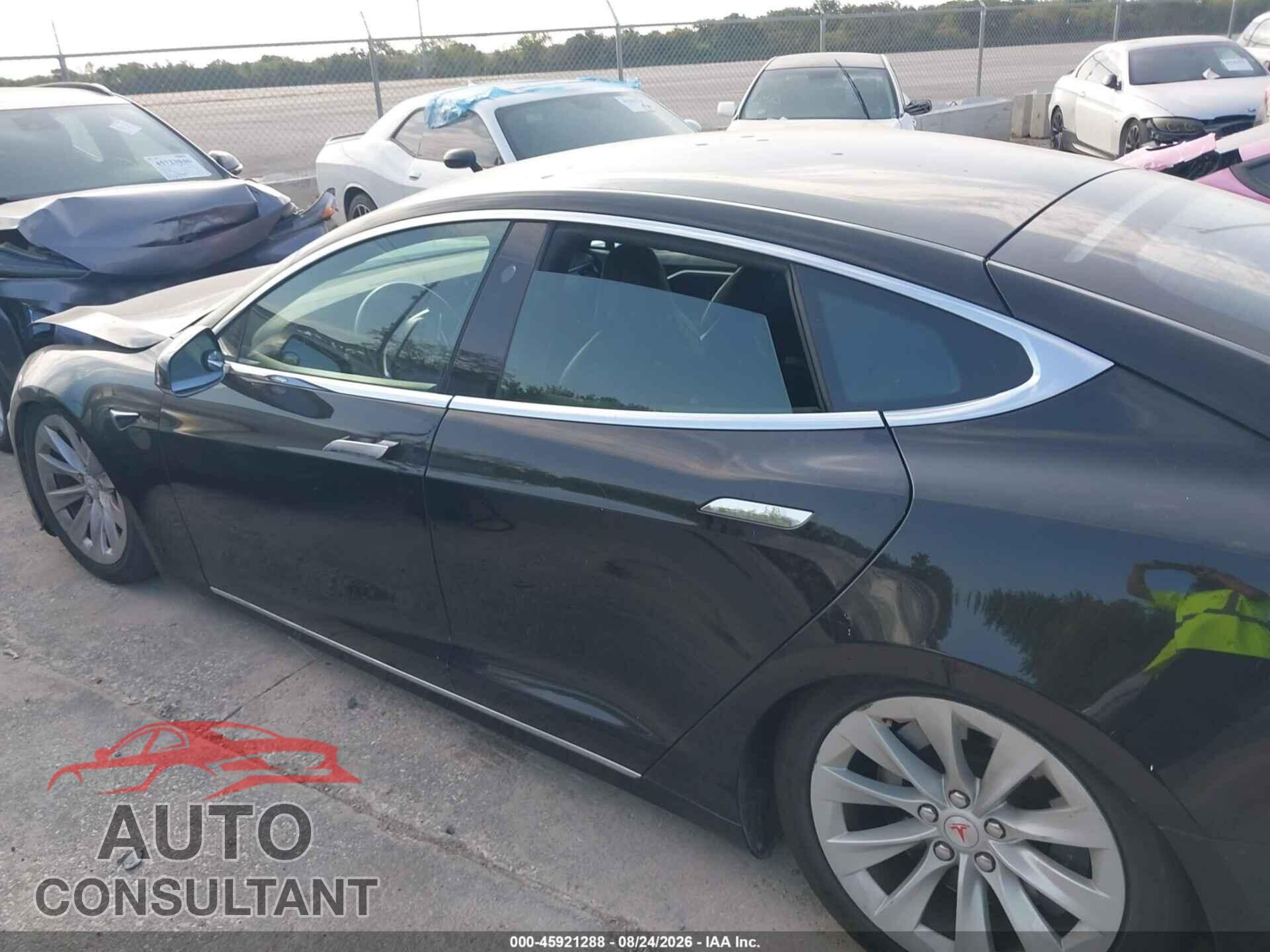 TESLA MODEL S 2017 - 5YJSA1E2XHF229448