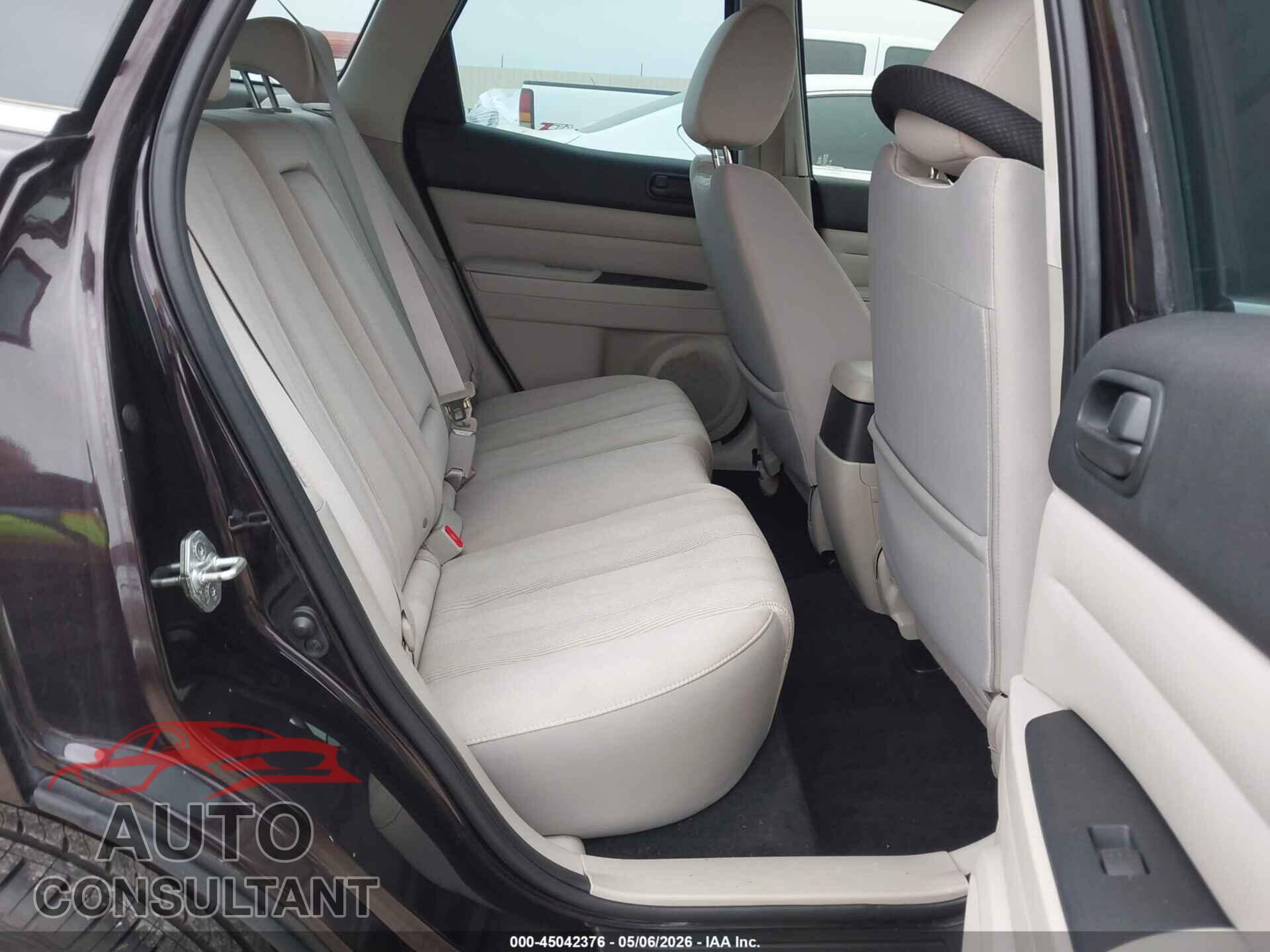 MAZDA CX-7 2010 - JM3ER2W58A0302851