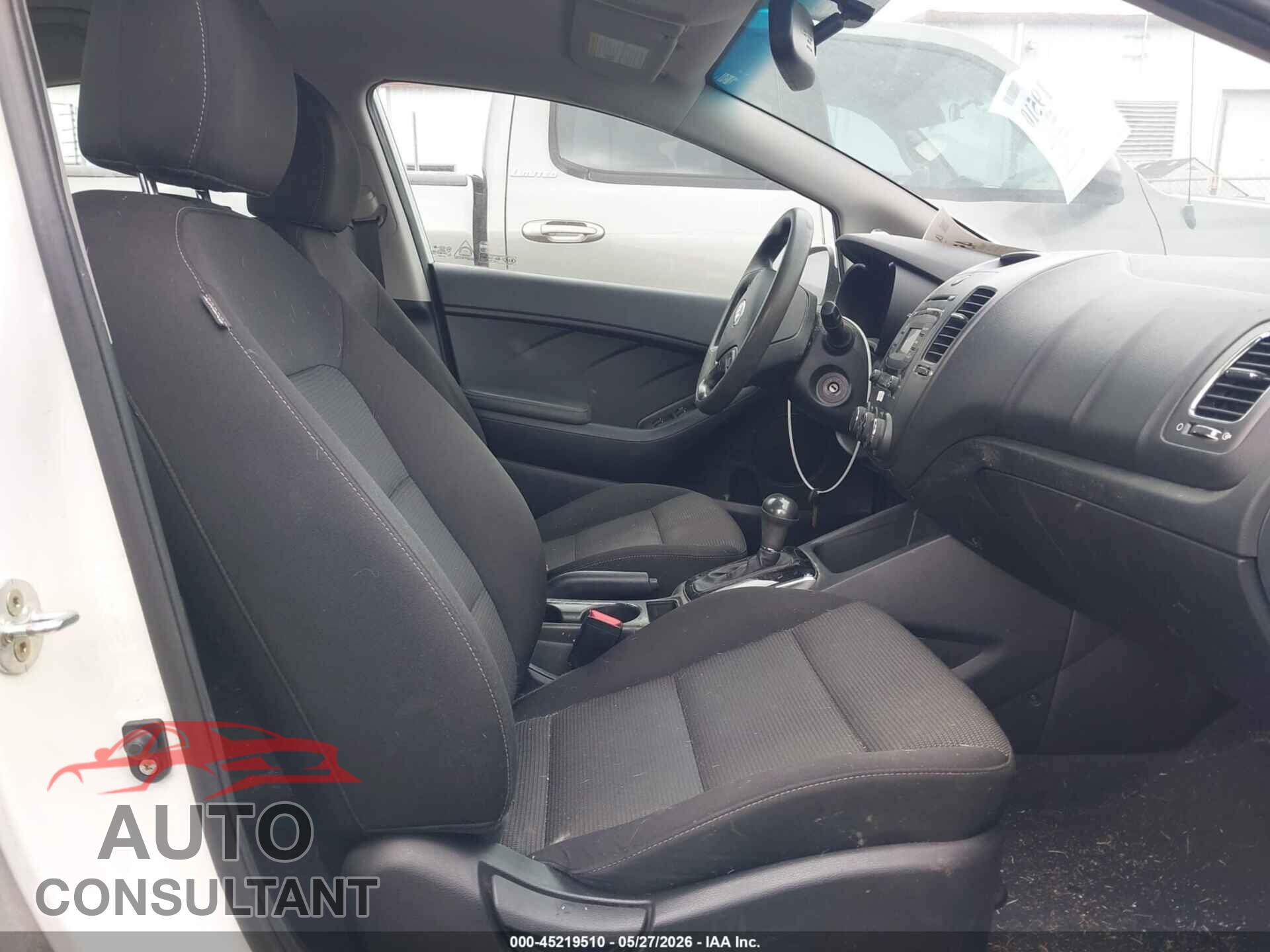 KIA FORTE 2017 - 3KPFK4A73HE101379