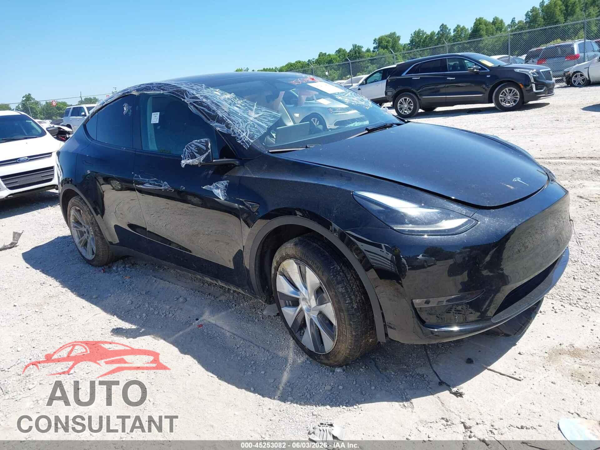 TESLA MODEL Y 2024 - 7SAYGDEE2RF983565